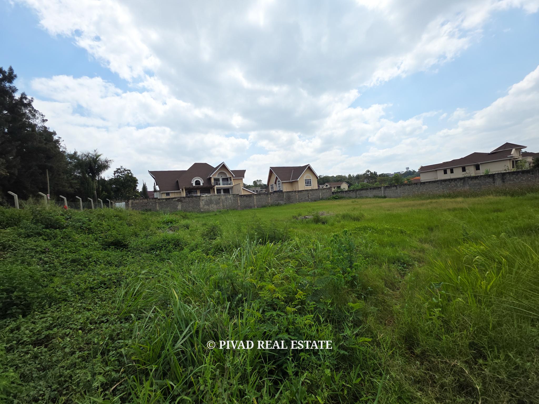 0.5 Acre Plot of Land For Sale at Runda Evergreen