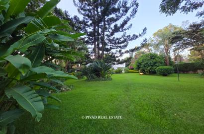 1 Acre Flat Land Available For Sale in Thigiri Estate