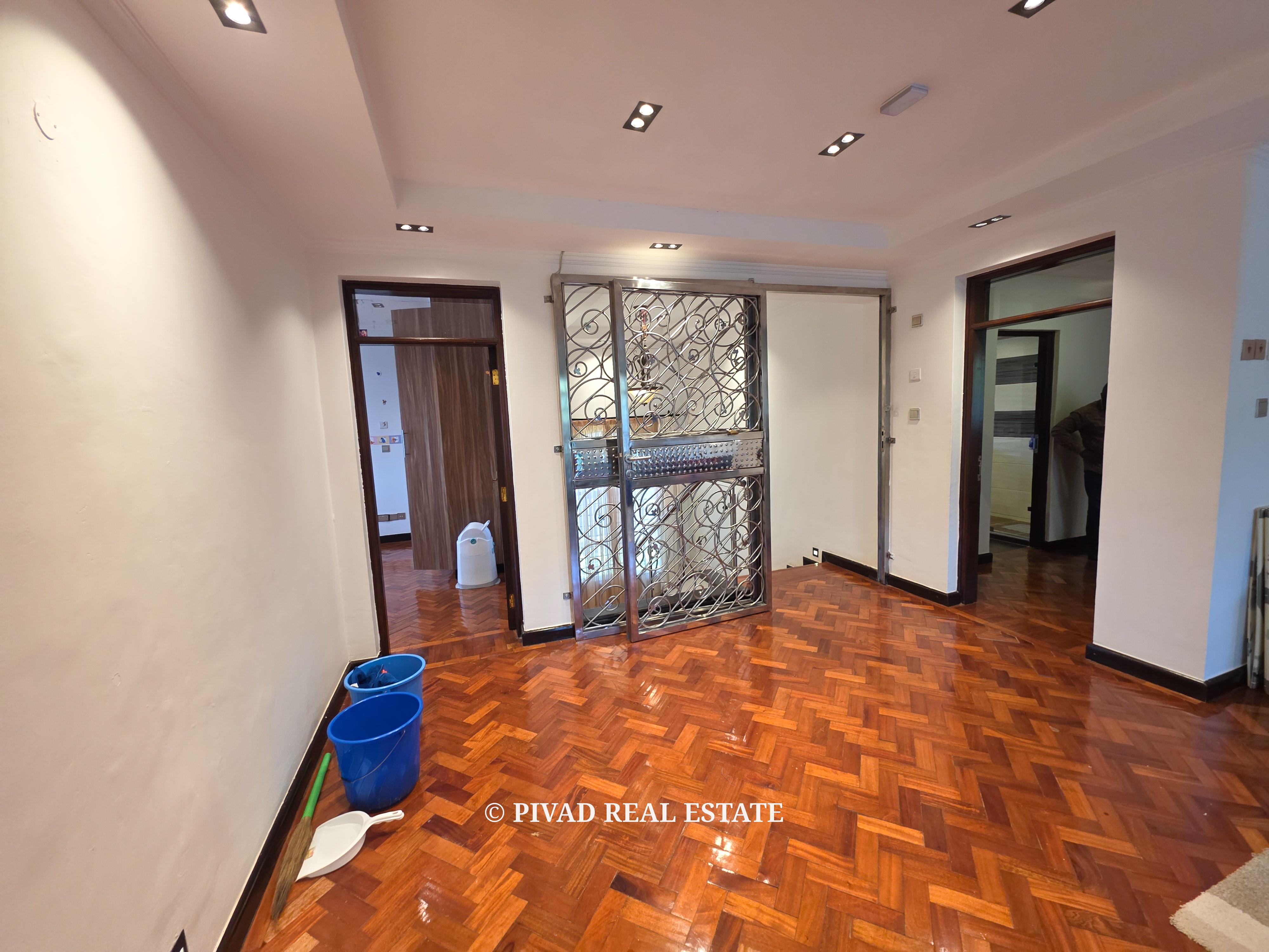 5 Bedroom House Available For Sale - New Kitisuru