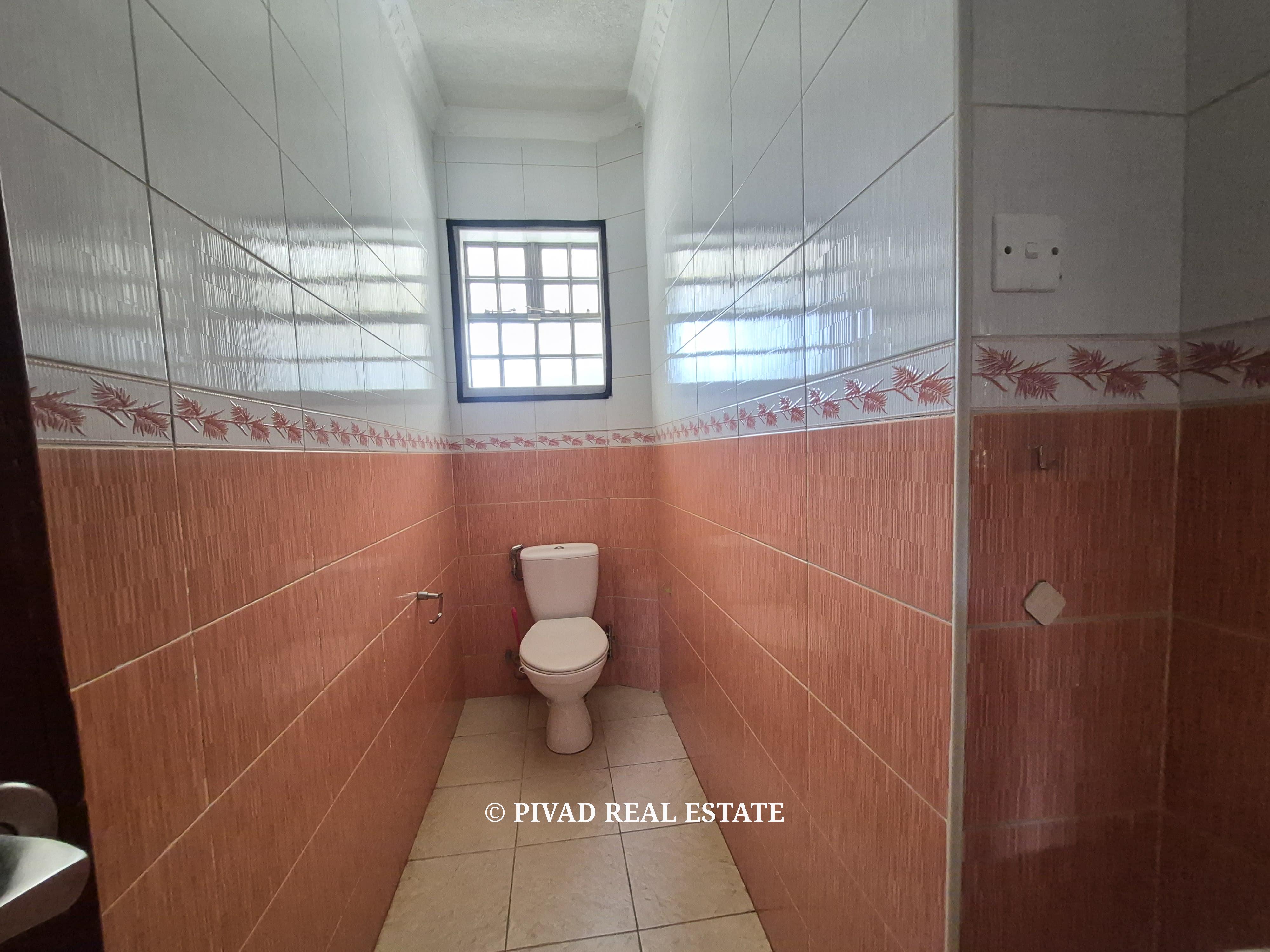 5-Bedroom House for Rent – Runda Evergreen