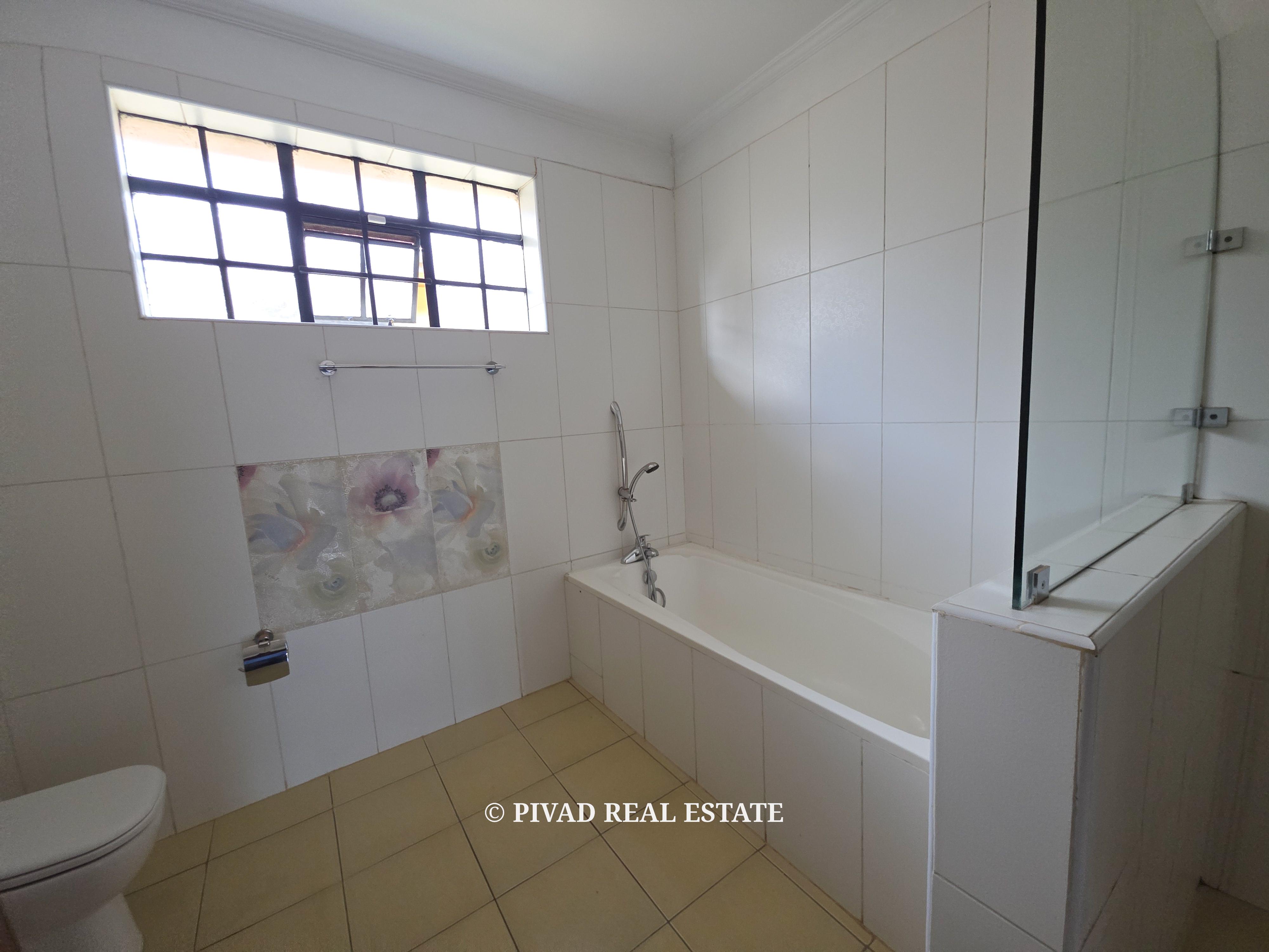 5 Bedroom House Available For Rent in New Kitisuru.