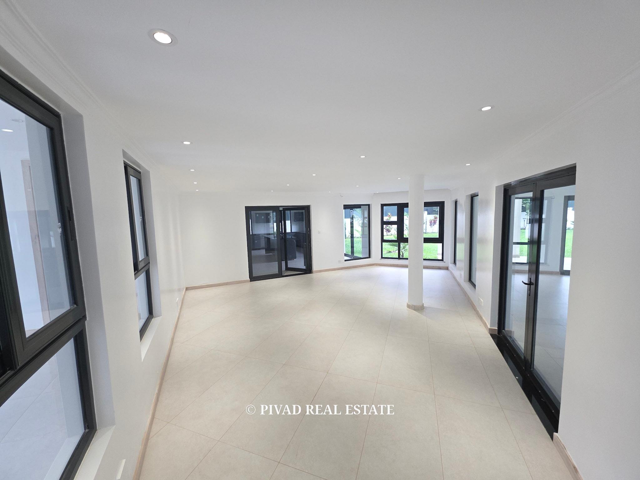 6 Bedroom House Available For Rent in Runda