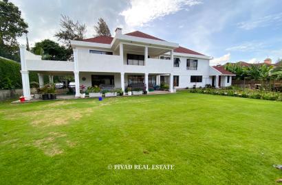 5 Bedroom House Available For Sale - Runda, Evergreen