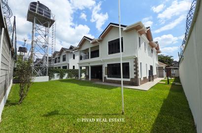 5 Bedroom House For Rent at Runda Paradise