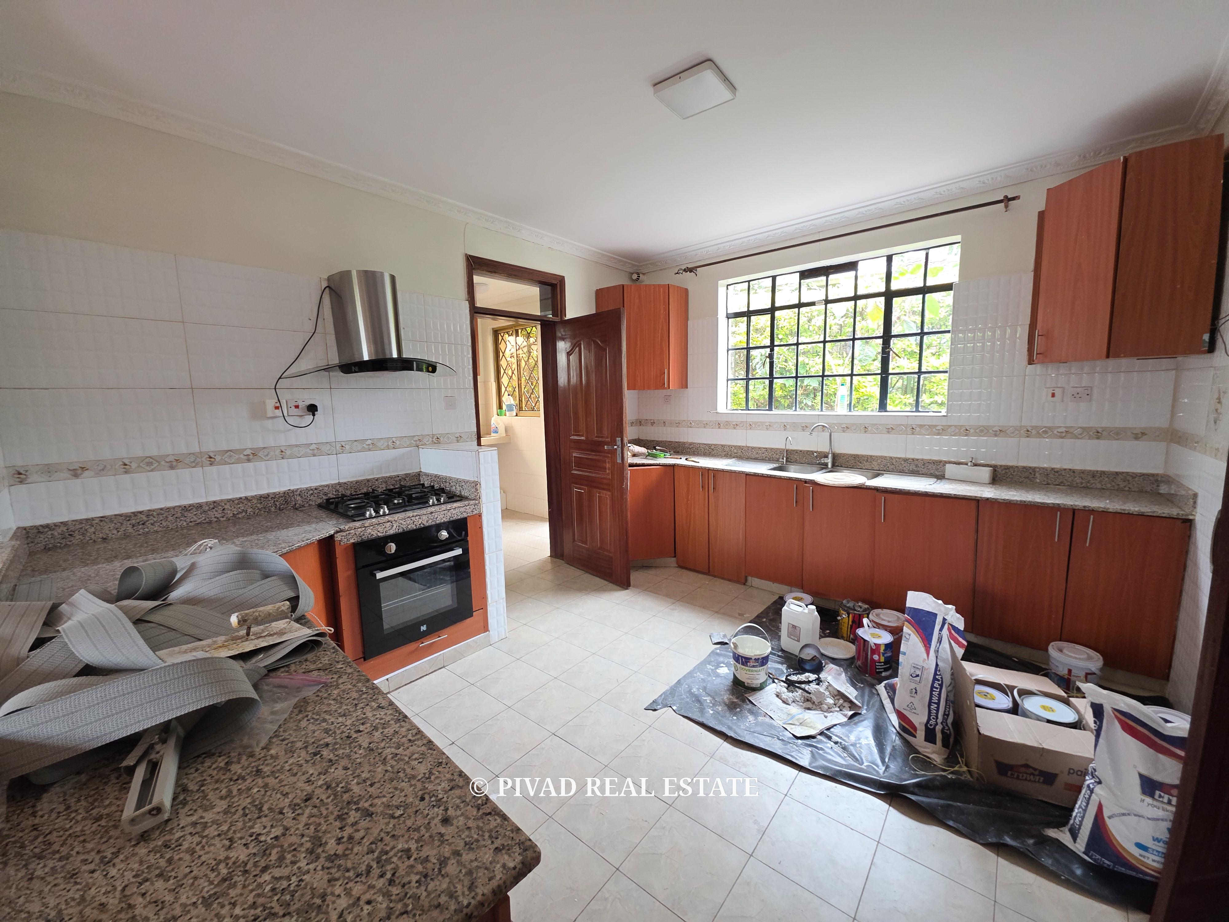 4 Bedroom House Available for Rent in Fourways Estate