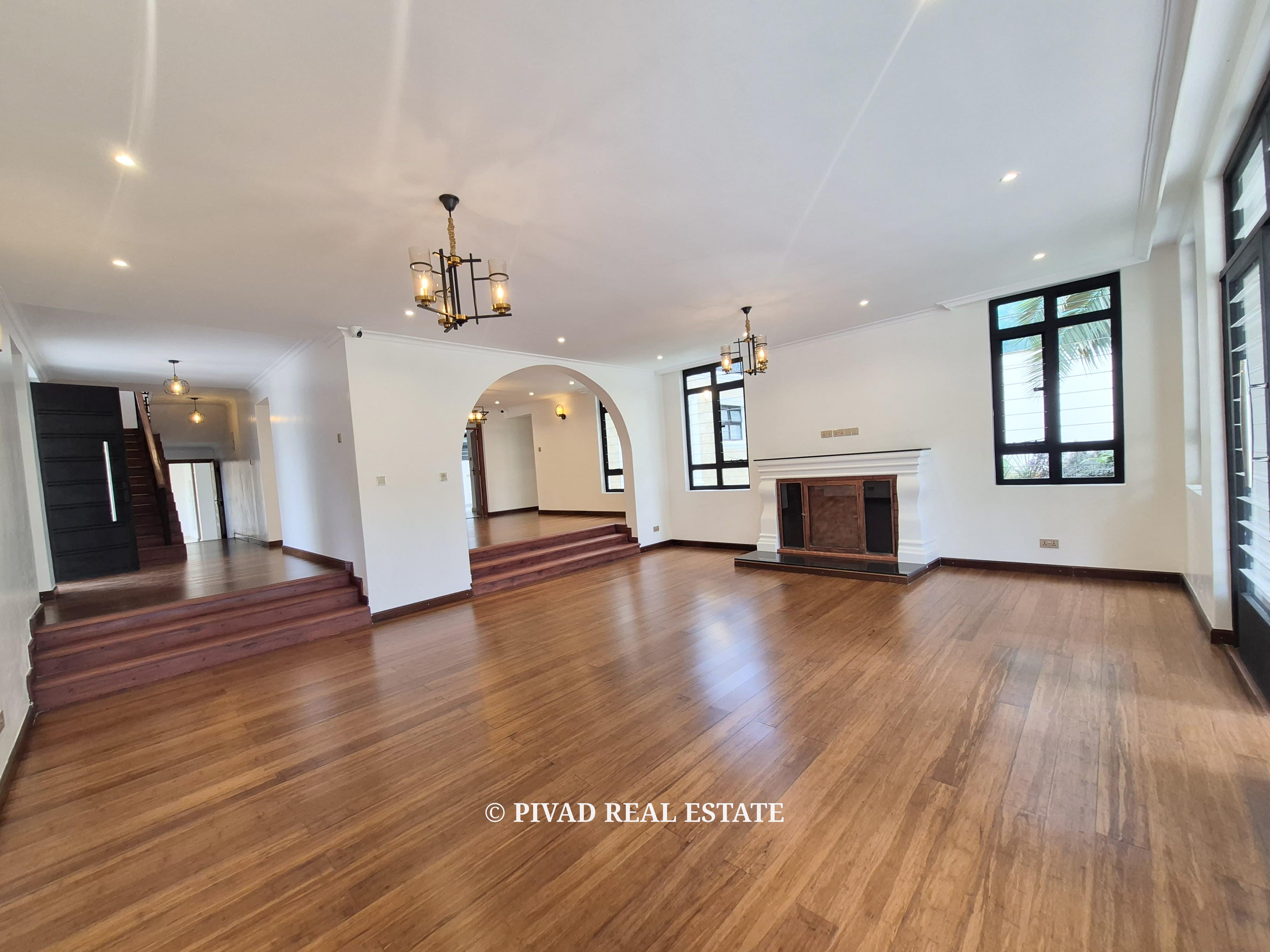 6 Bedroom House Available For Sale in Runda