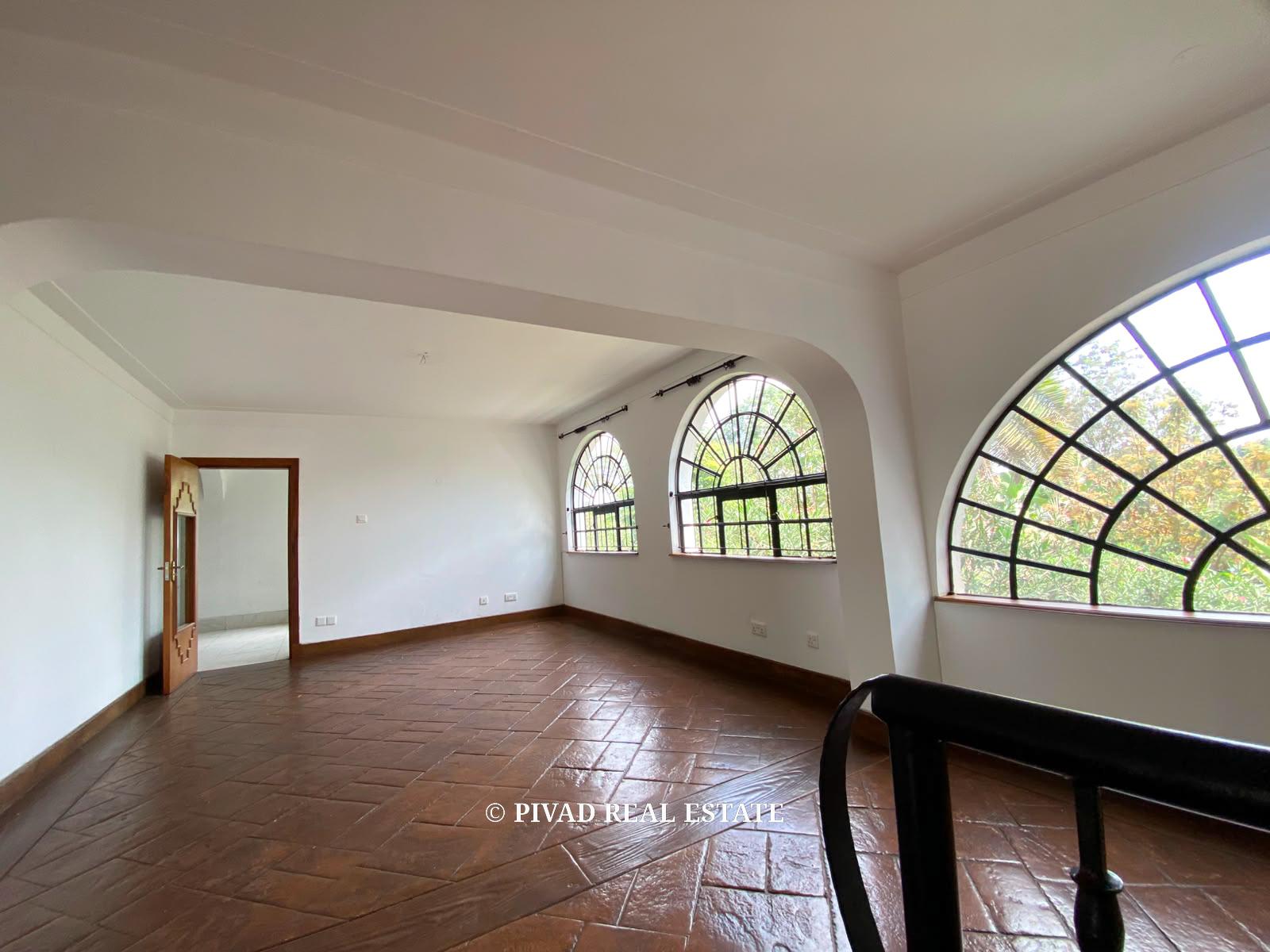 4 Bedroom House For Rent in Nyari Central