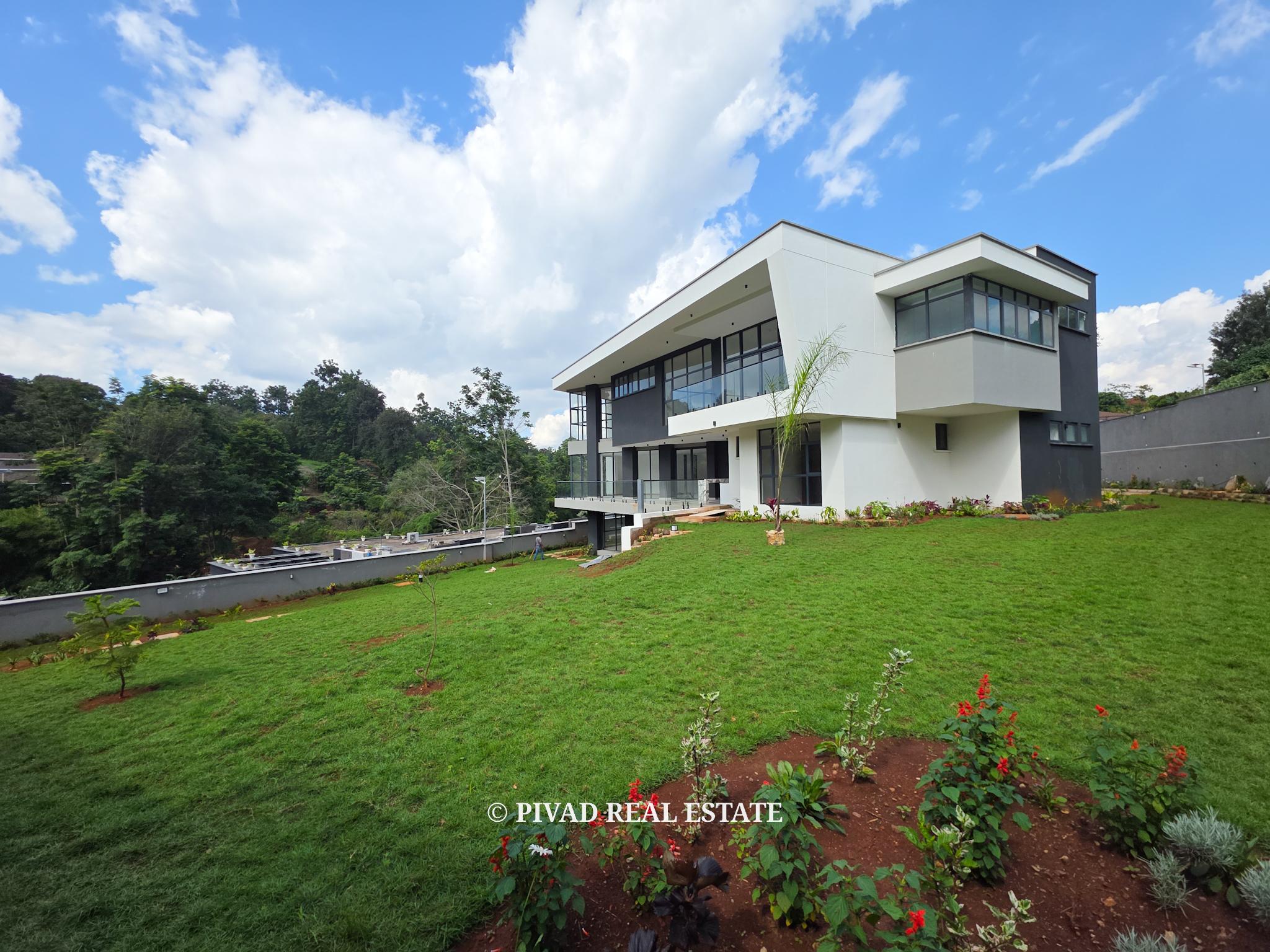 5 Bedroom House for Sale in Nyari