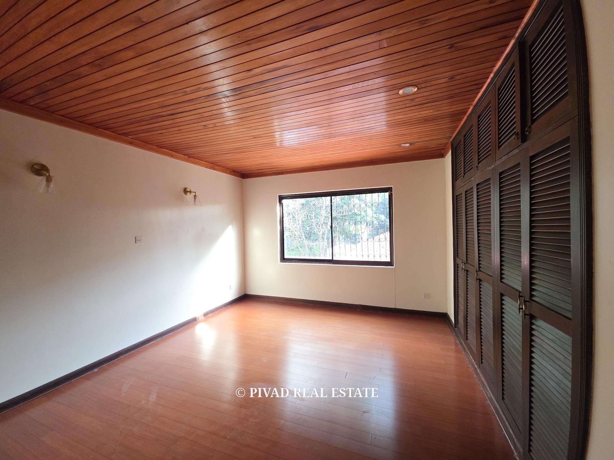 5 Bedroom House Available For Rent in Old Muthaiga