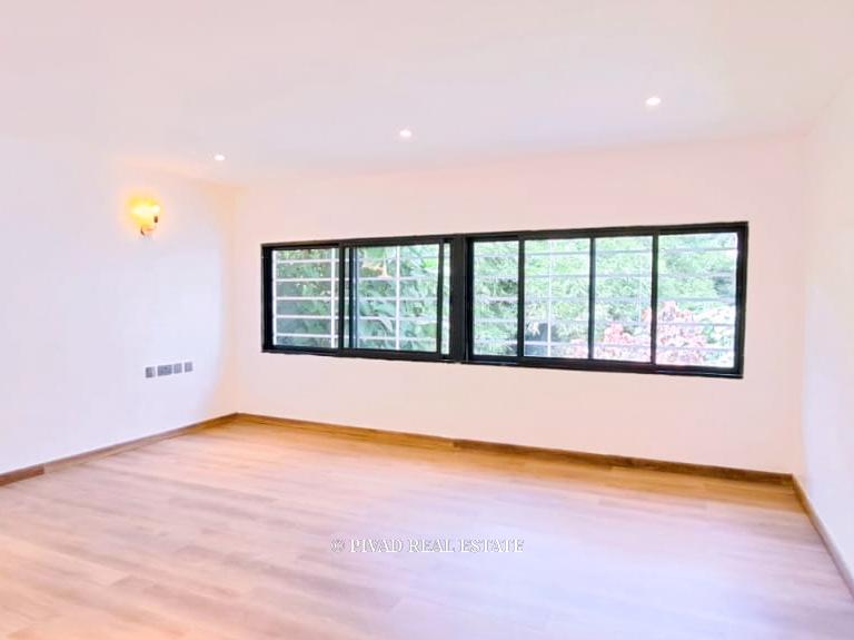 4-Bedroom Standalone Bungalow For Rent in Muthaiga