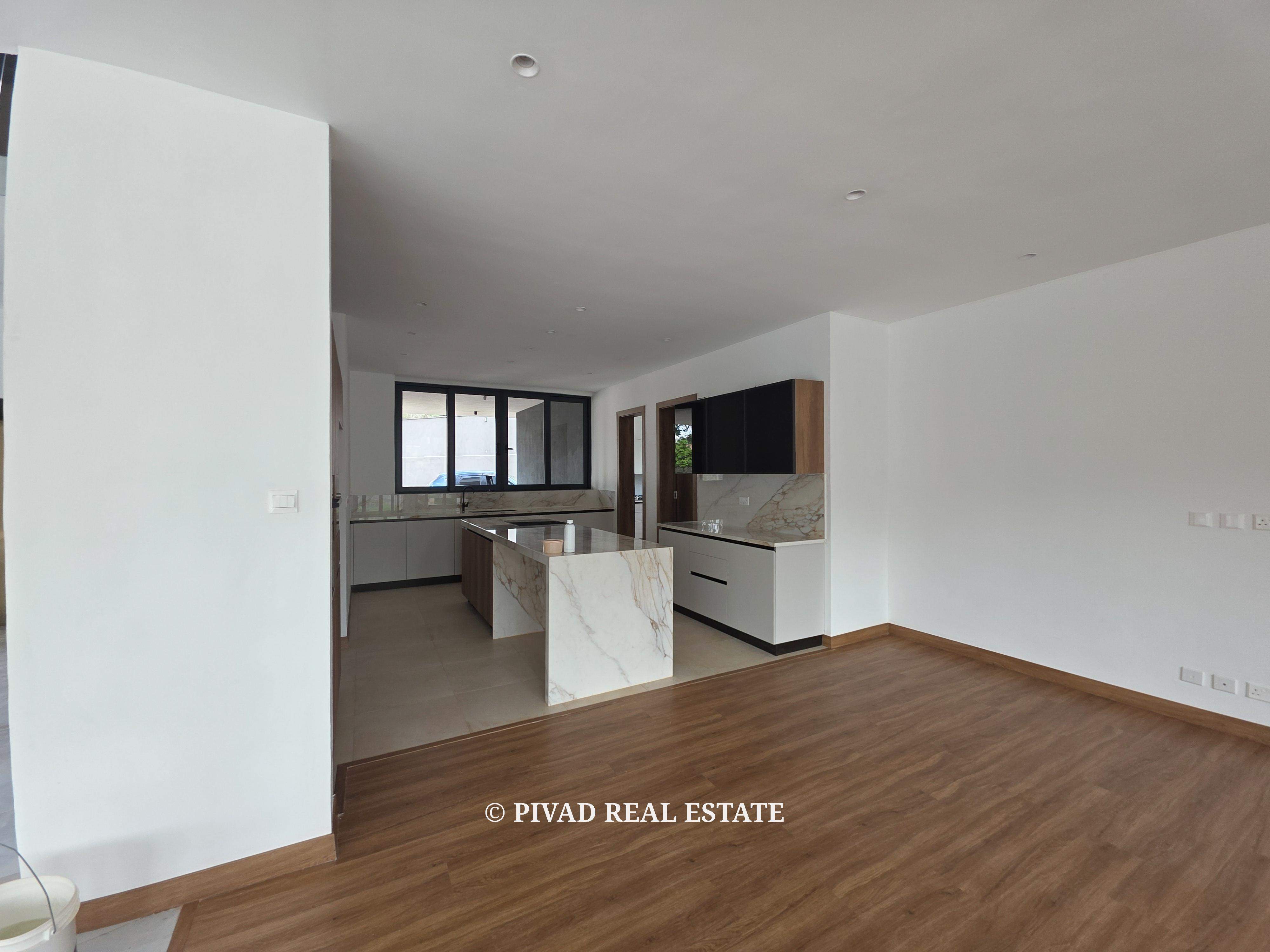 5 Bedroom House for Sale in Nyari