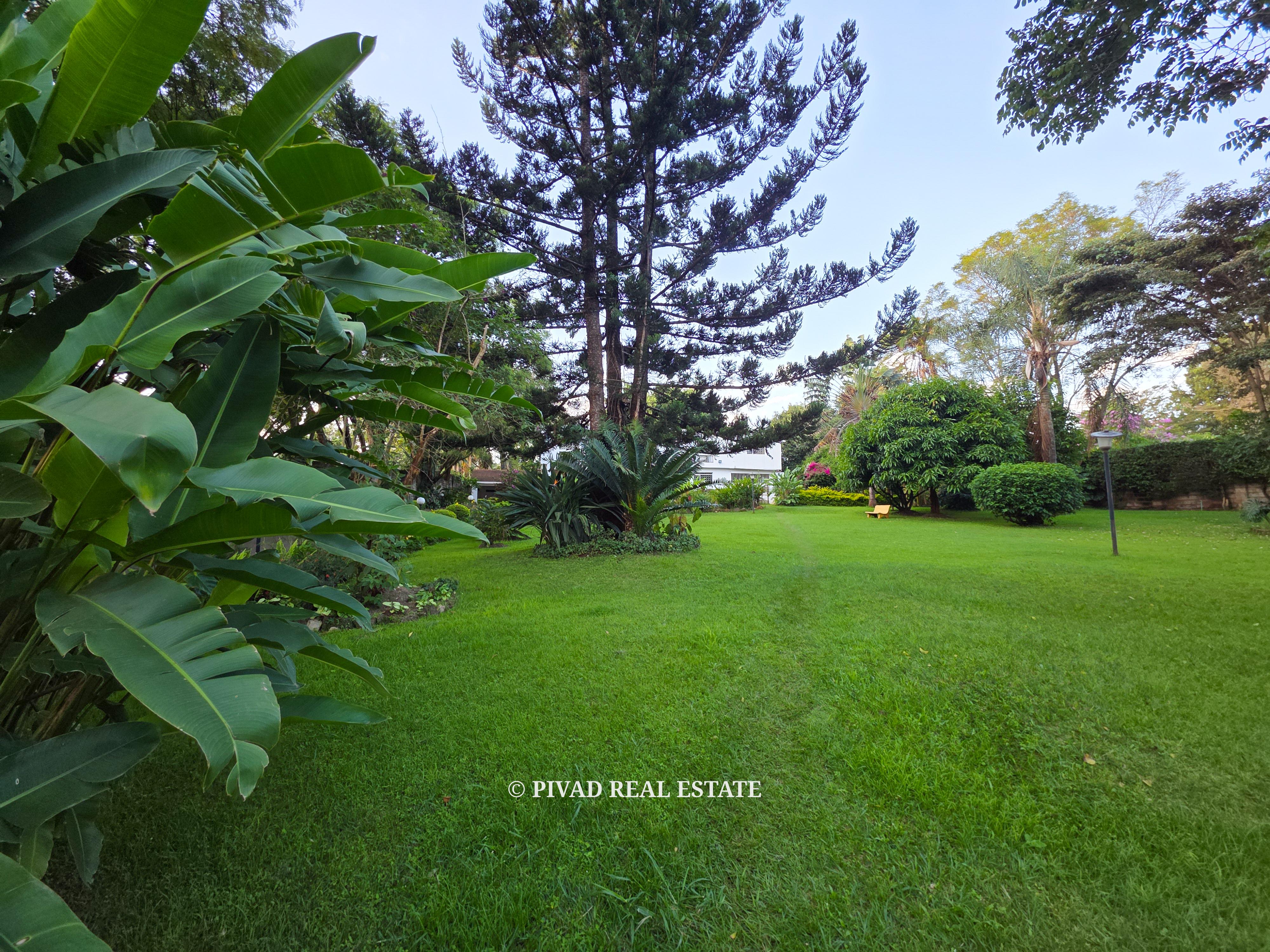 1 Acre Flat Land Available For Sale in Thigiri Estate