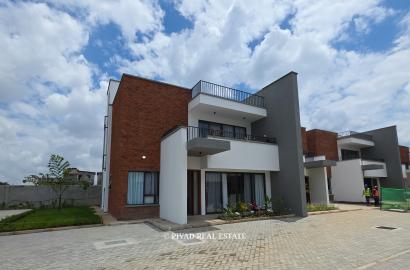 4 Bedroom Duplexes Available For Sale in Langata