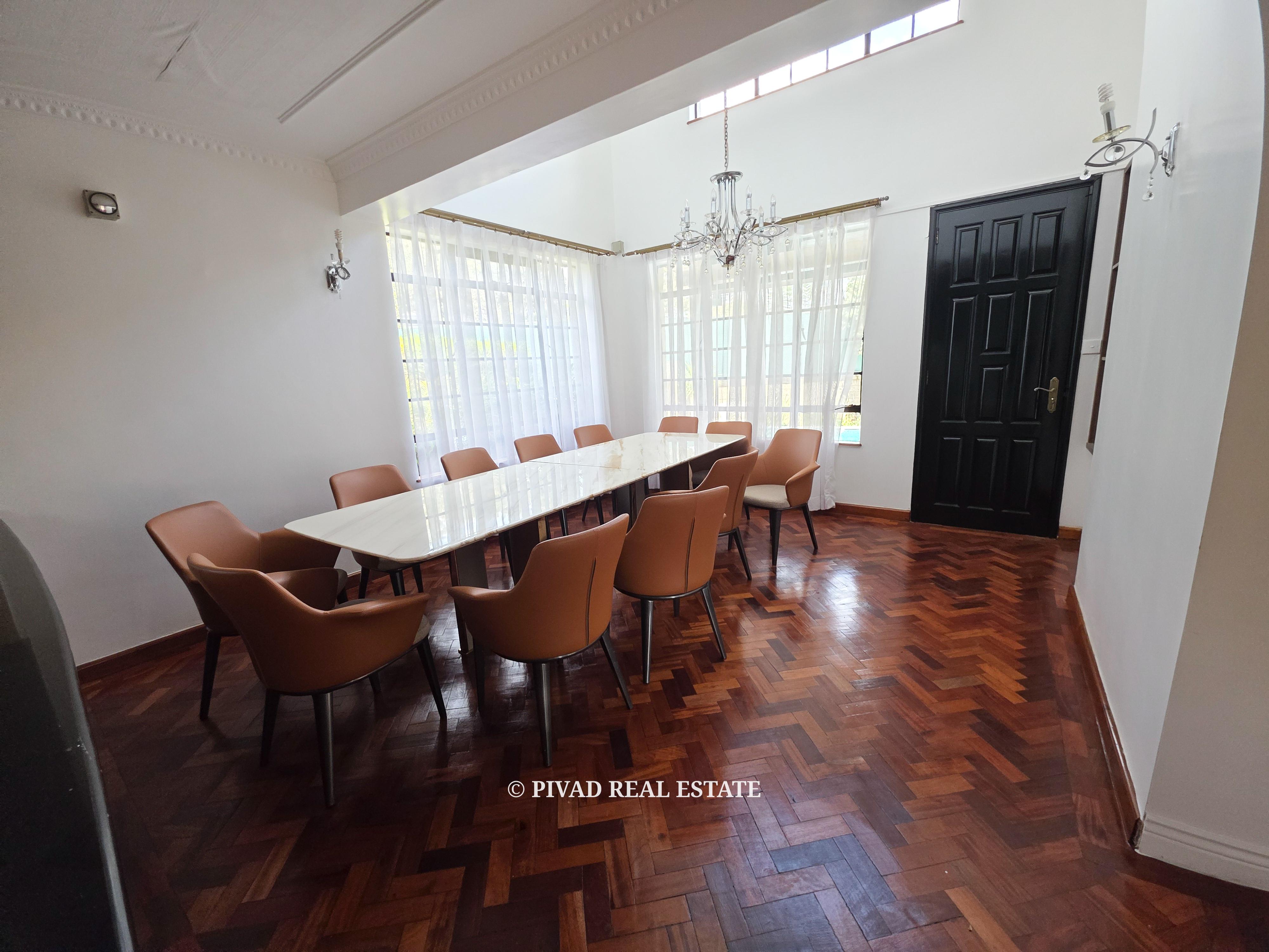 5 Bedroom House for Sale in Garden Estate