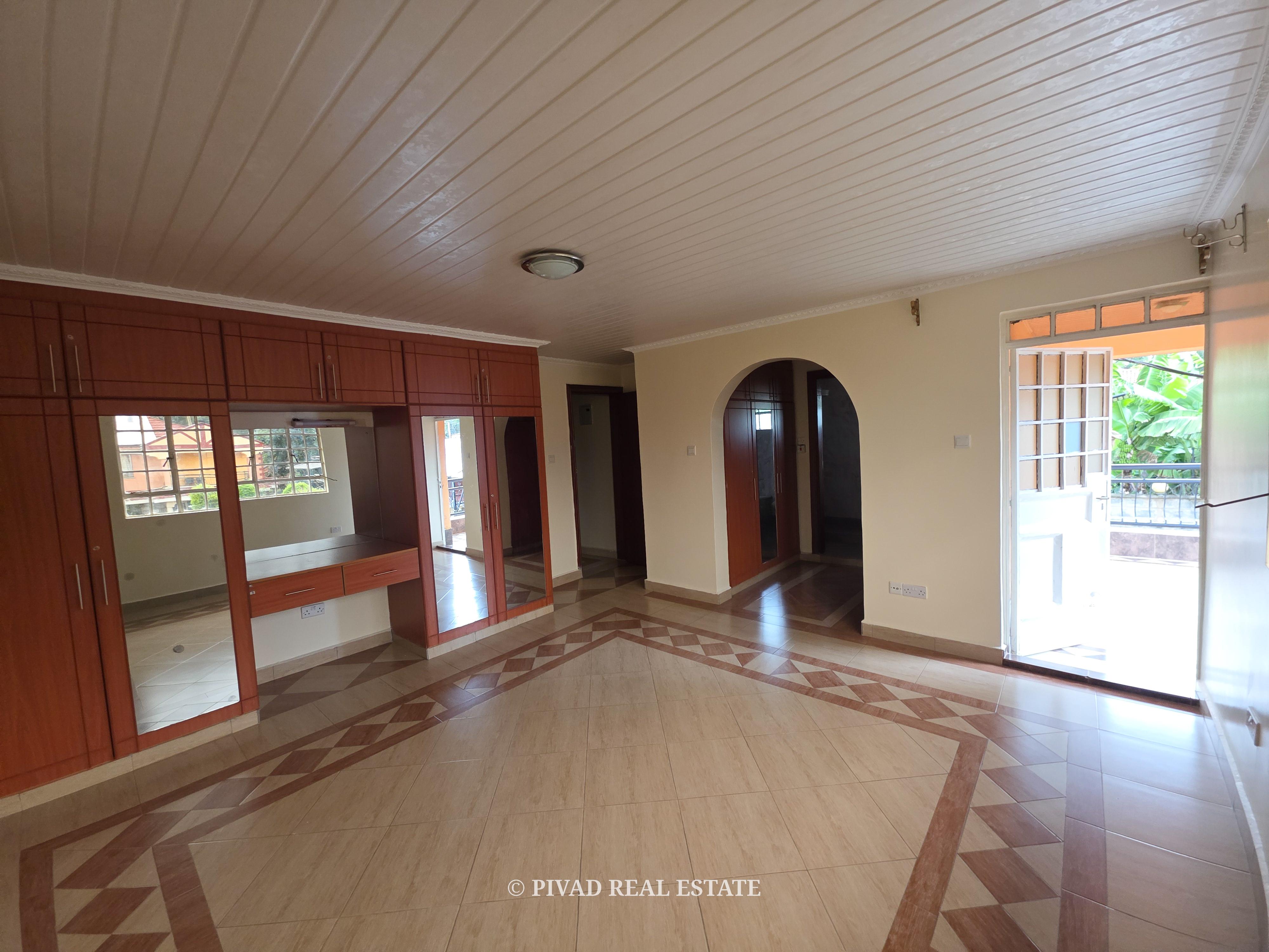 4 Bedroom townhouse available for rent in Garden Estate