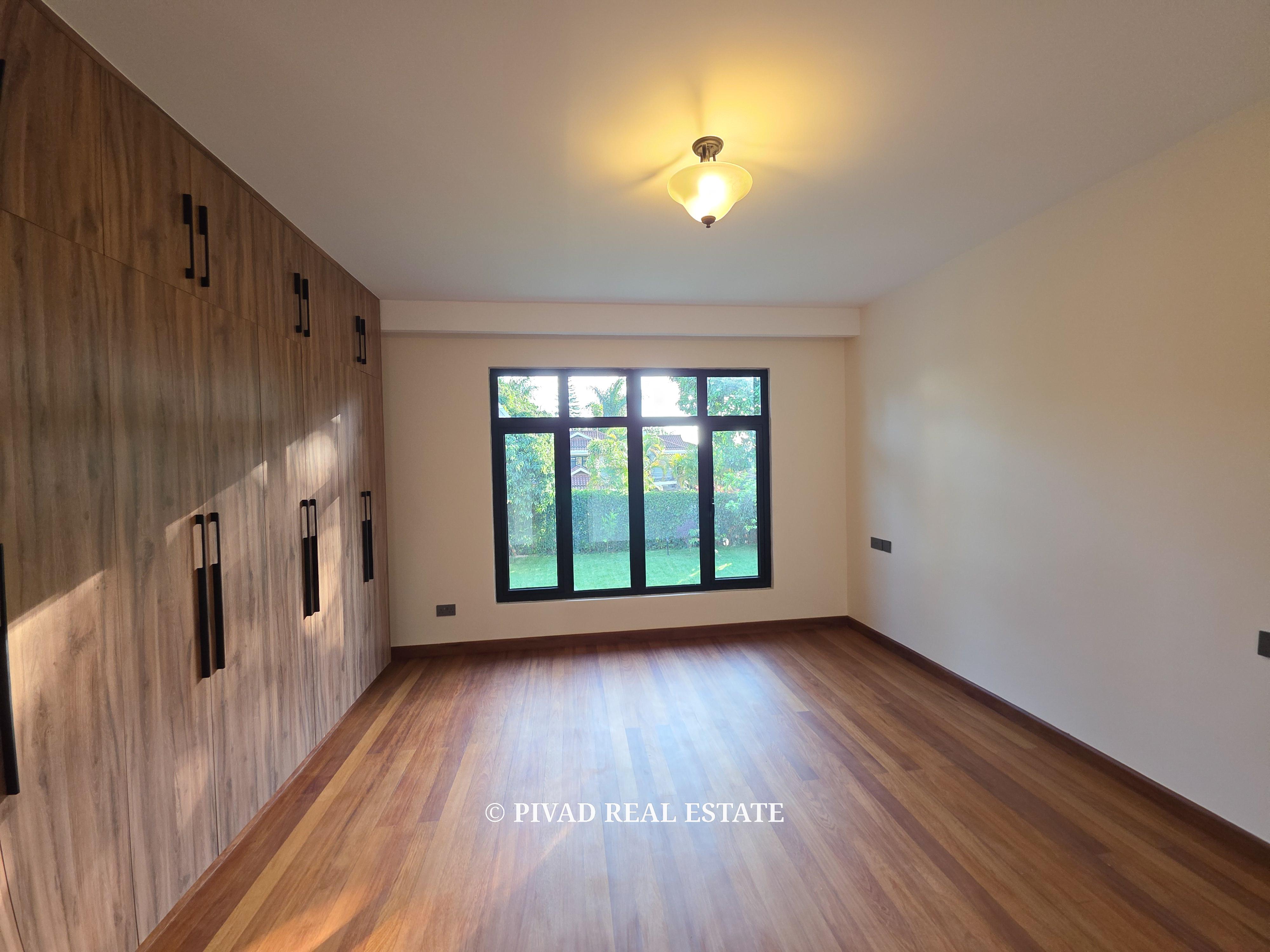 Newly built and Modern 5 bedroom house available for Sale in Runda