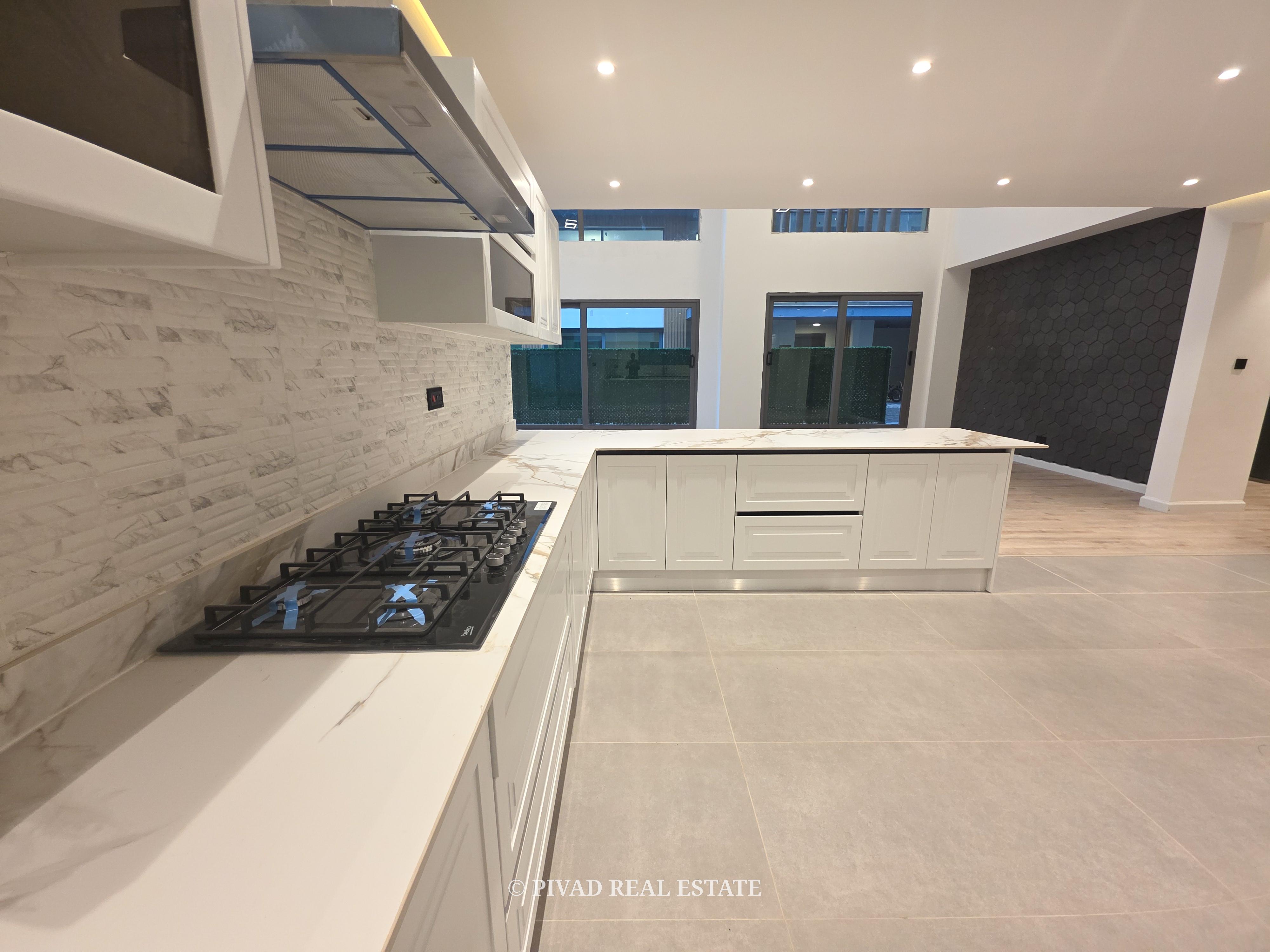 Newly built 5 bedroom house available for Sale in Lavington