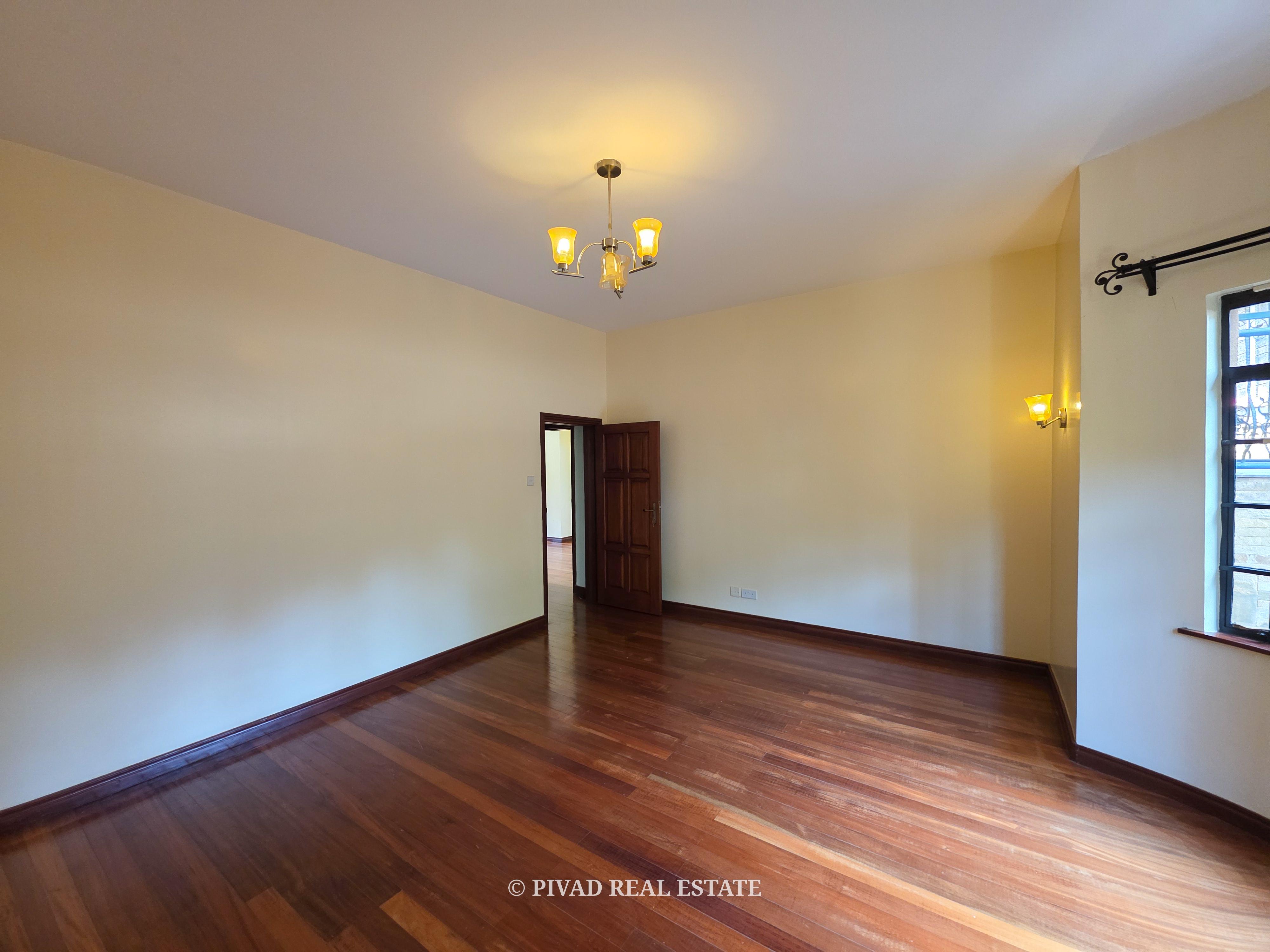 Luxurious 5 Bedroom townhouse available for sale in Lower Kabete