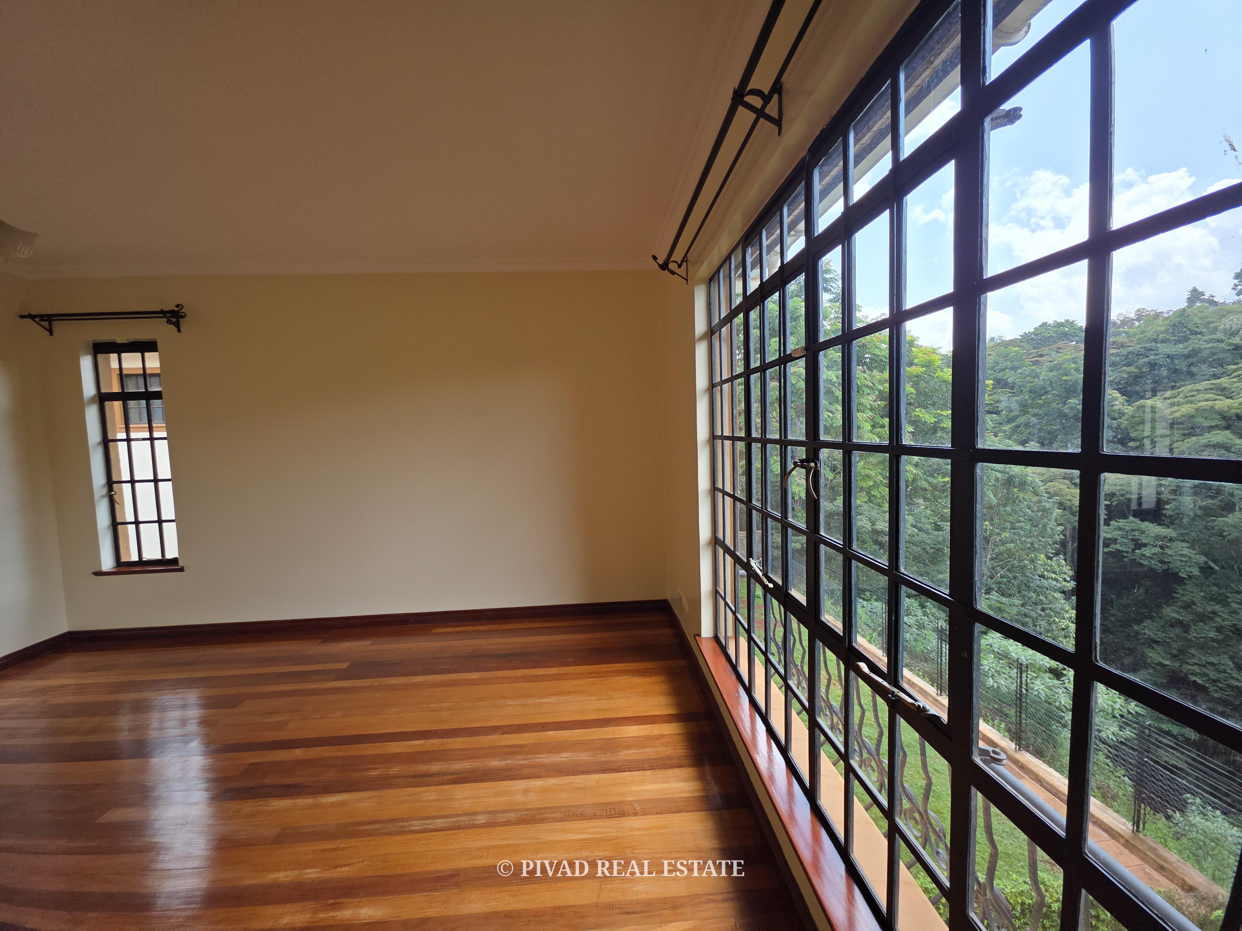 Luxurious 5 Bedroom townhouse available for sale in Lower Kabete