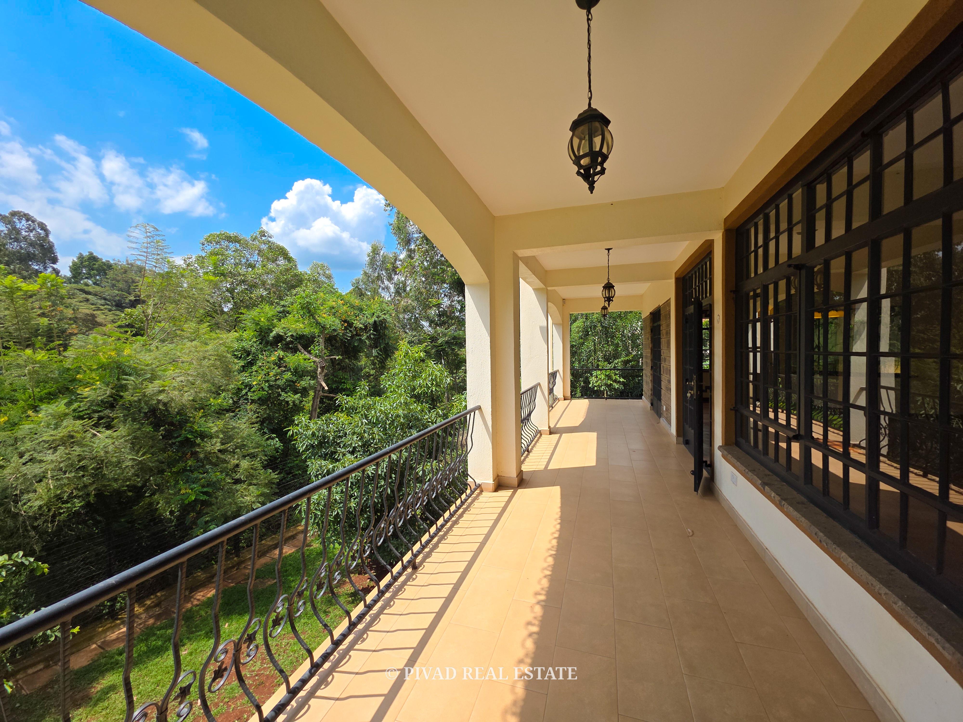Luxurious 5 Bedroom townhouse available for sale in Lower Kabete
