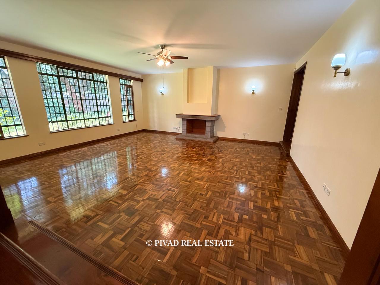 Homely 6 bedroom House with Dsq for 2 available for Sale in Nyari Estate.