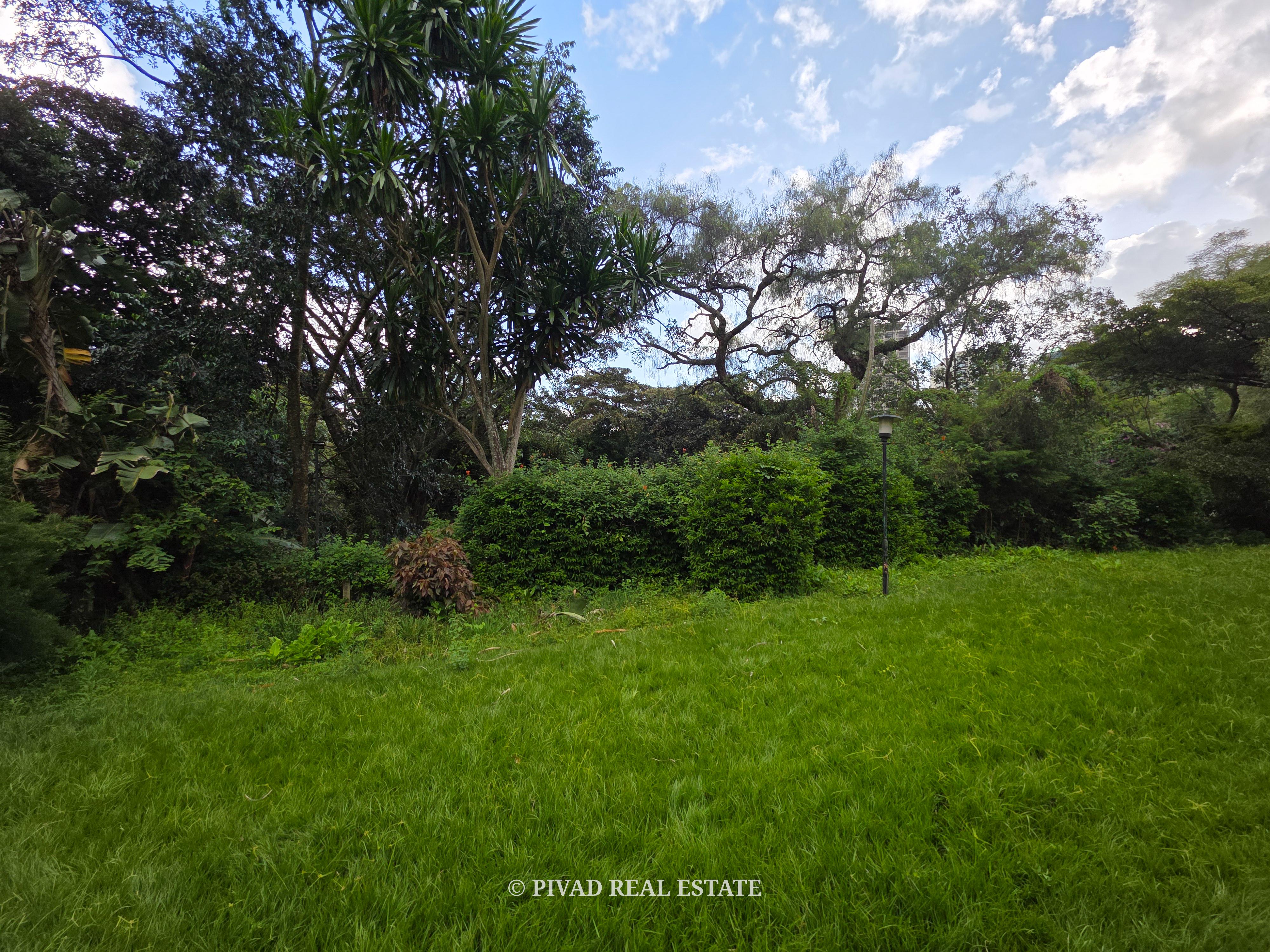 1 Acre Residential Land with an old House available for Sale in Old Muthaiga Estate