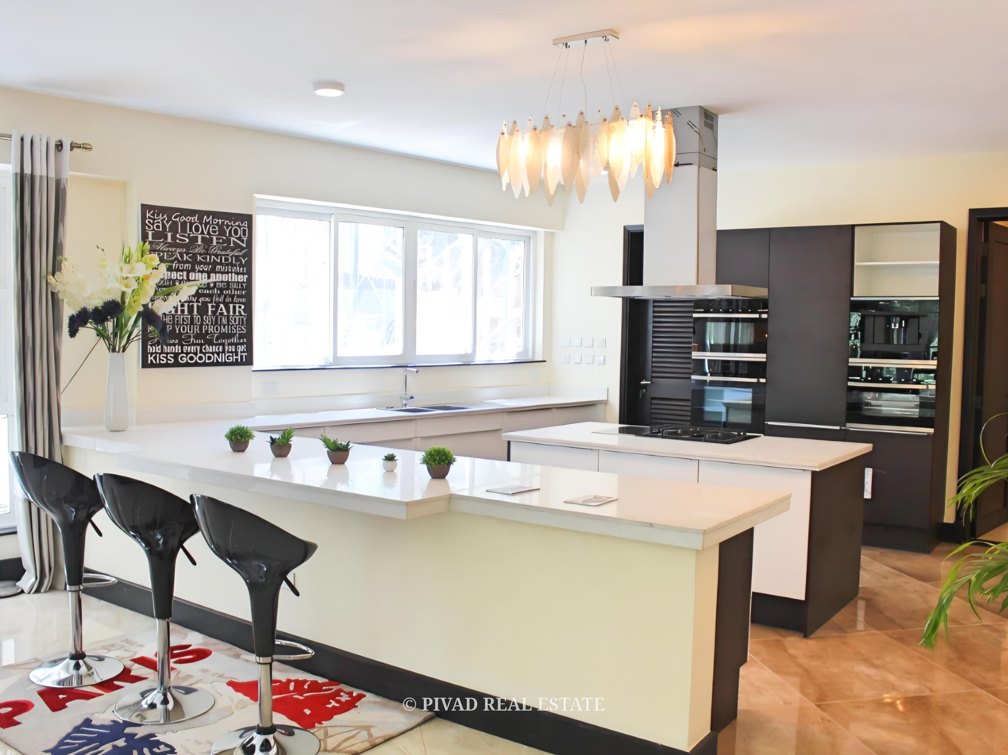 4 Bedroom Penthouse-Duplex apartment available For Sale in One General Mathenge