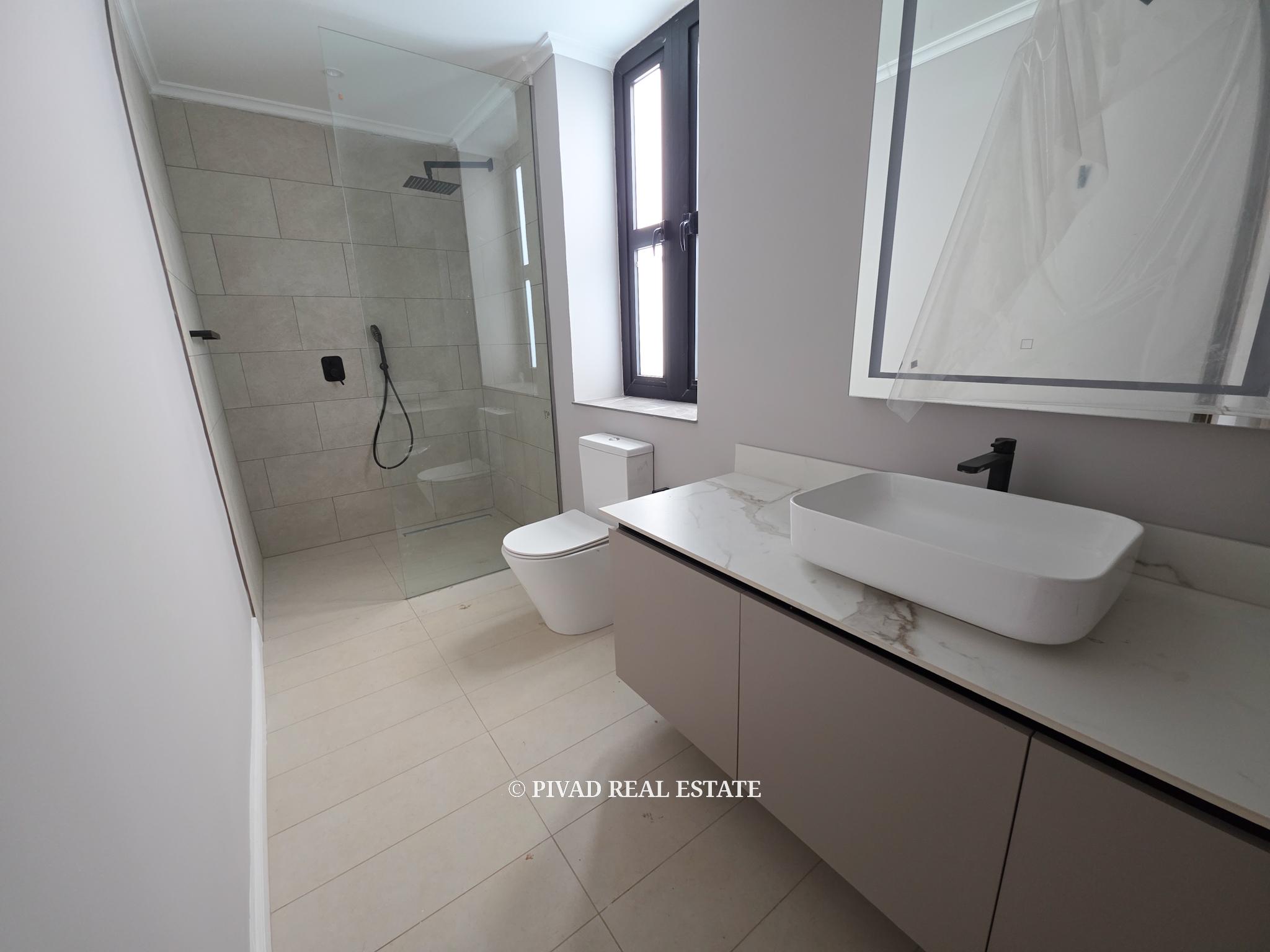 Newly Built 4 Bedroom house available for sale in Runda Palm Valley