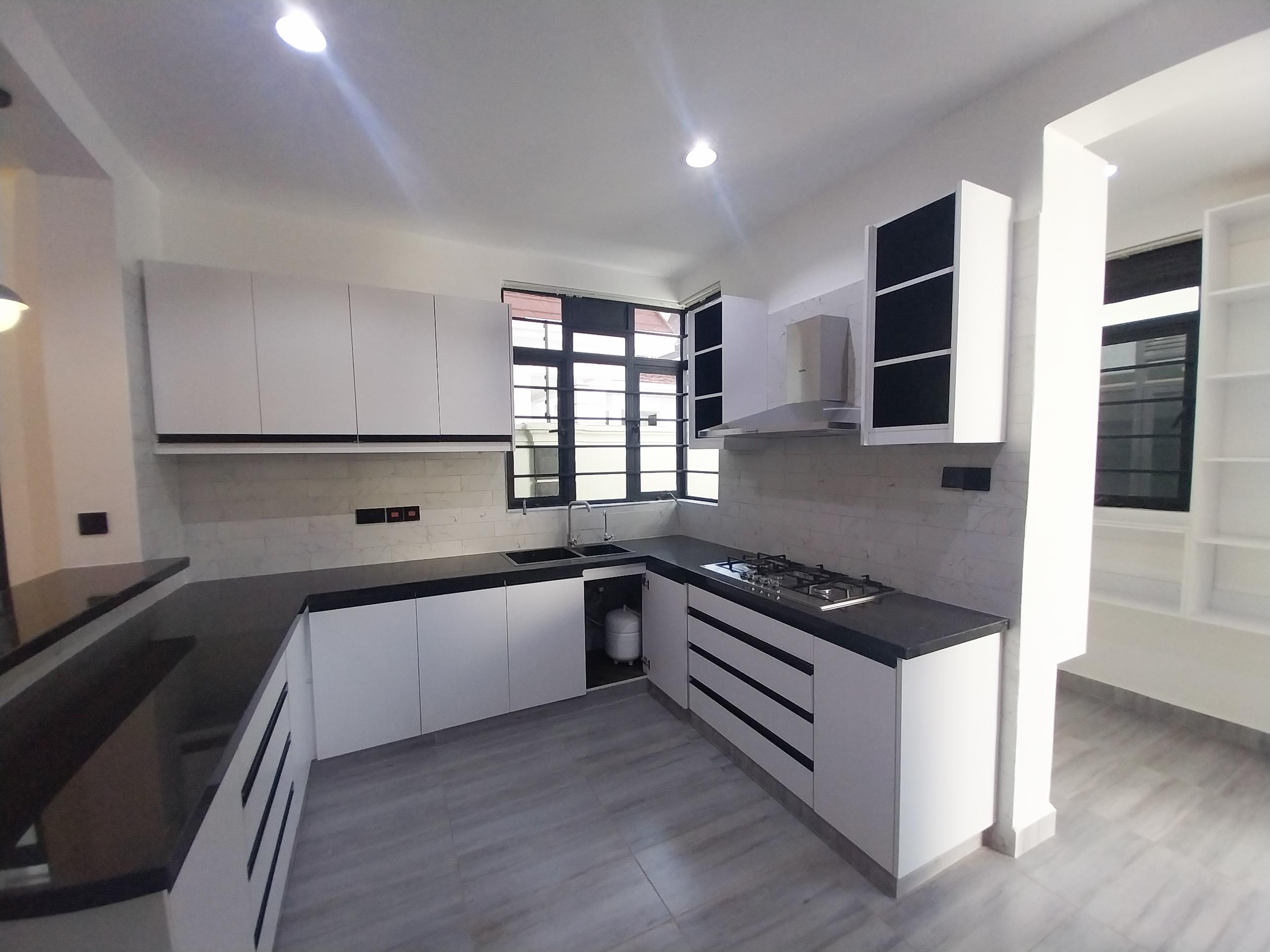 4 Bedroom Houses available for rent at 150k in Membley