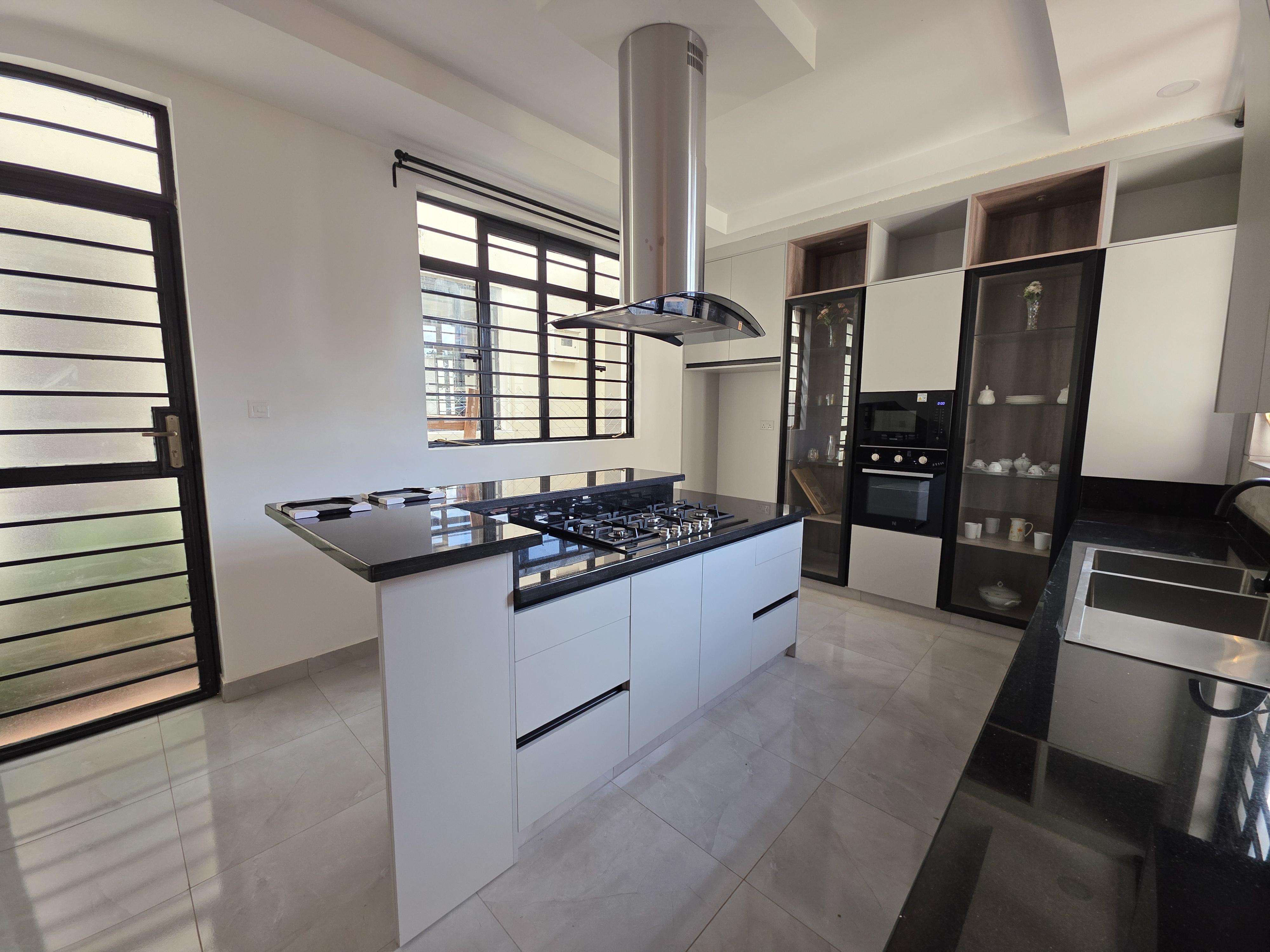 Modern 4 Bedroom townhouse Available for Sale in Littlemore Estate, Membley