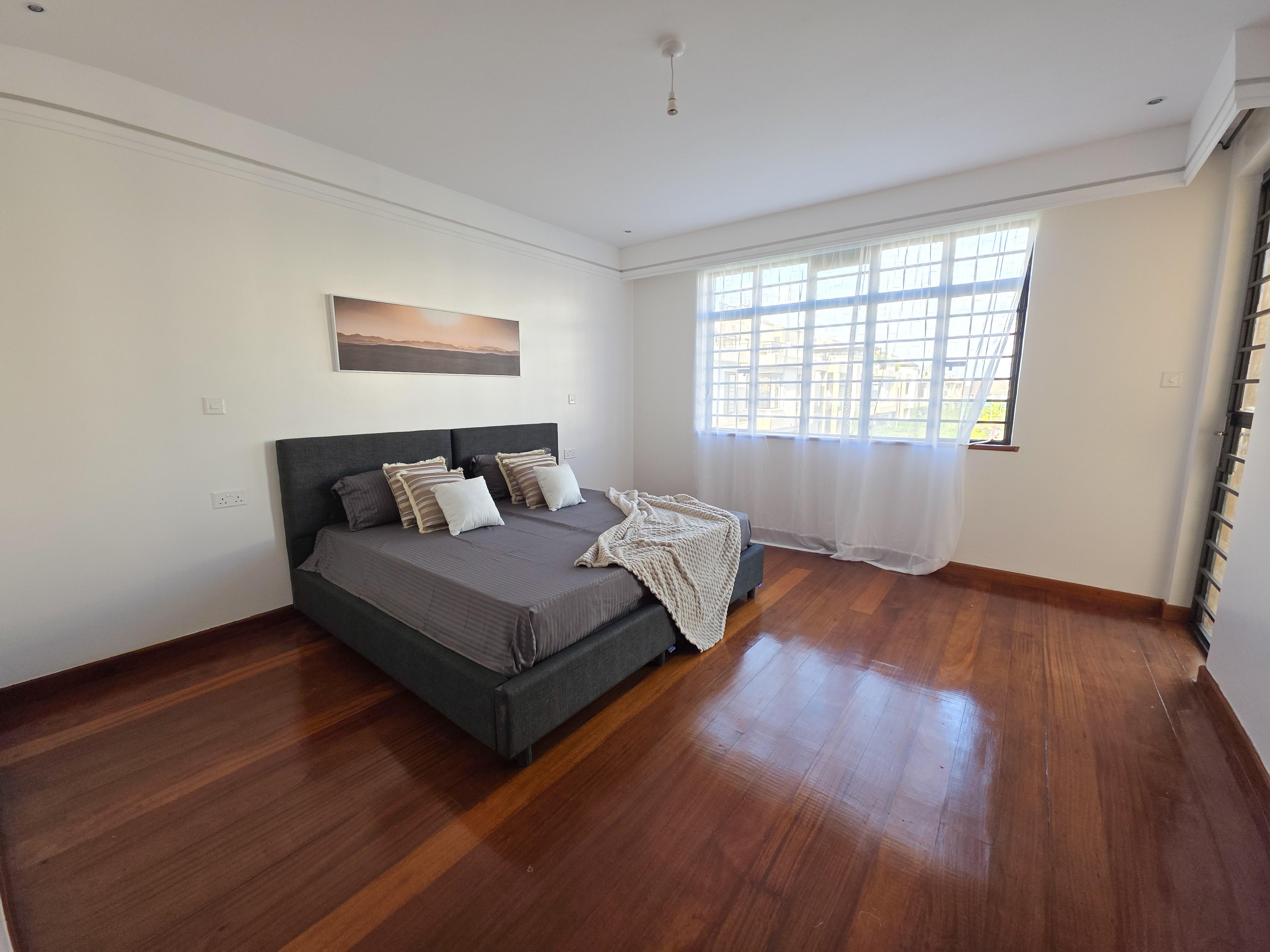 Modern 4 Bedroom townhouse Available for Sale in Littlemore Estate, Membley