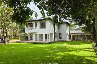A modern 5 bedroom house available for rent in Runda