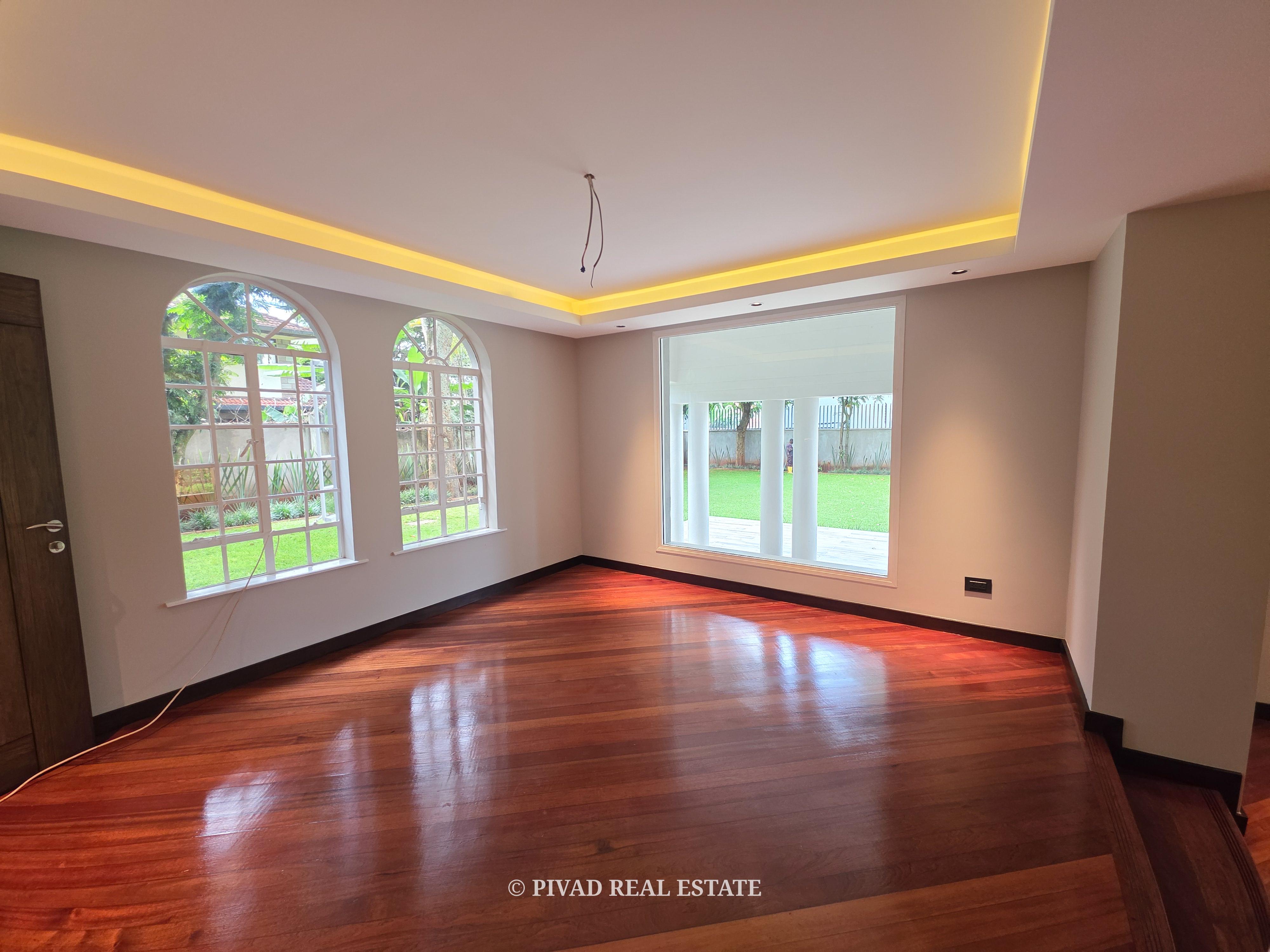 A modern 5 bedroom house available for rent in Runda