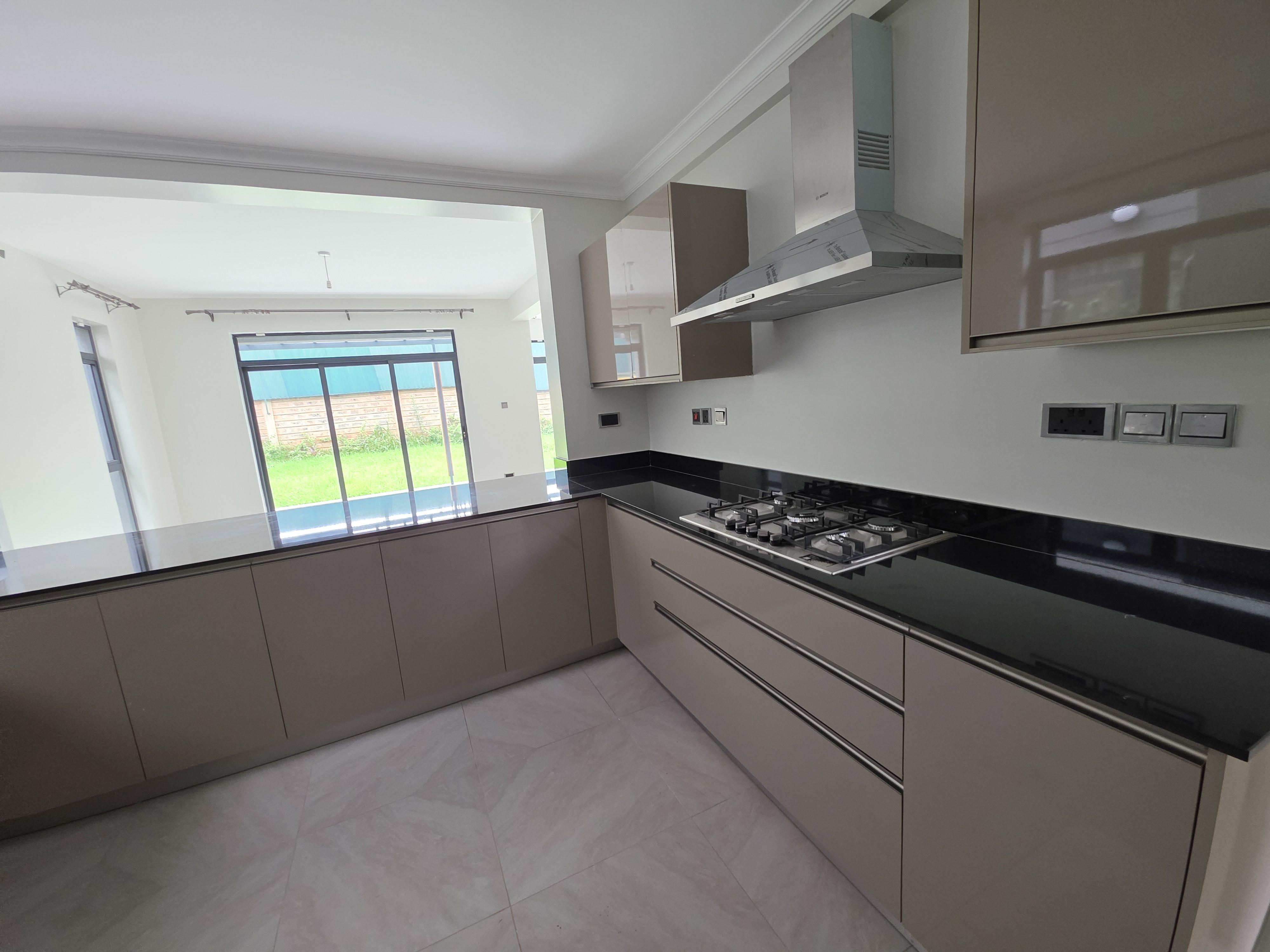 Newly Built 4 Bedroom house in Fivestar Paradise