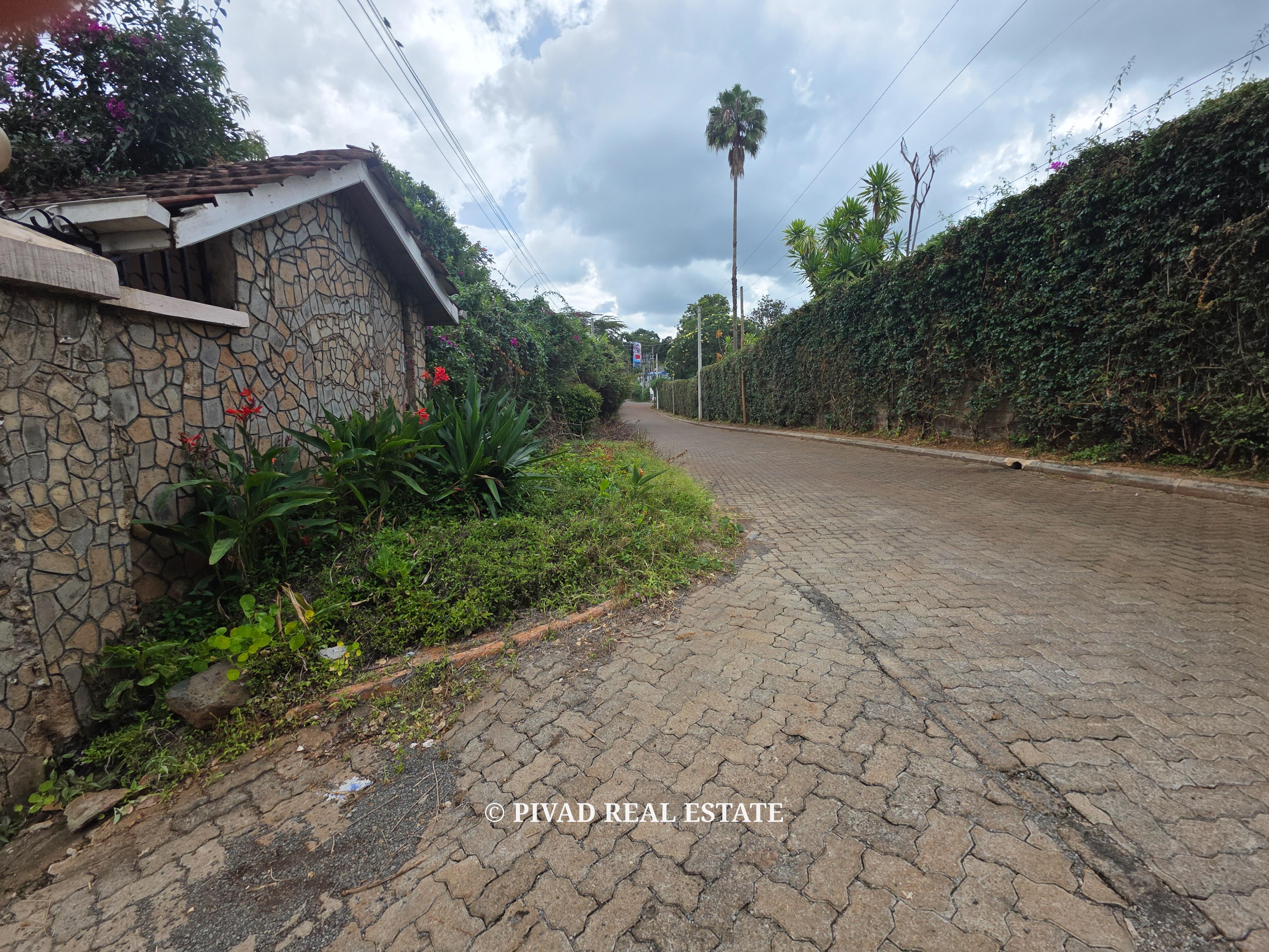 Commercial half Acre land for Sale in Gigiri