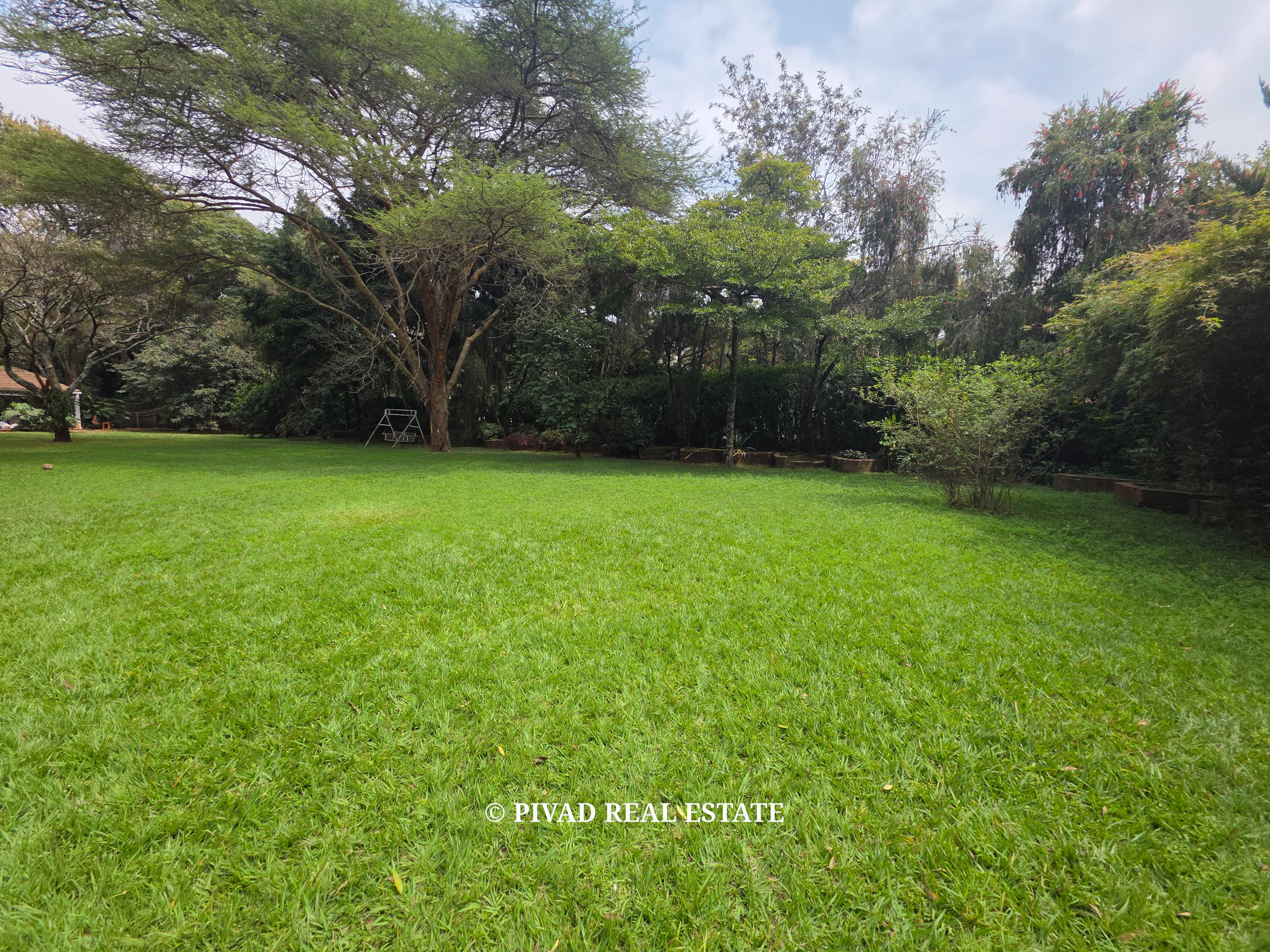 0.75 Acre land for Sale in Riverside Drive