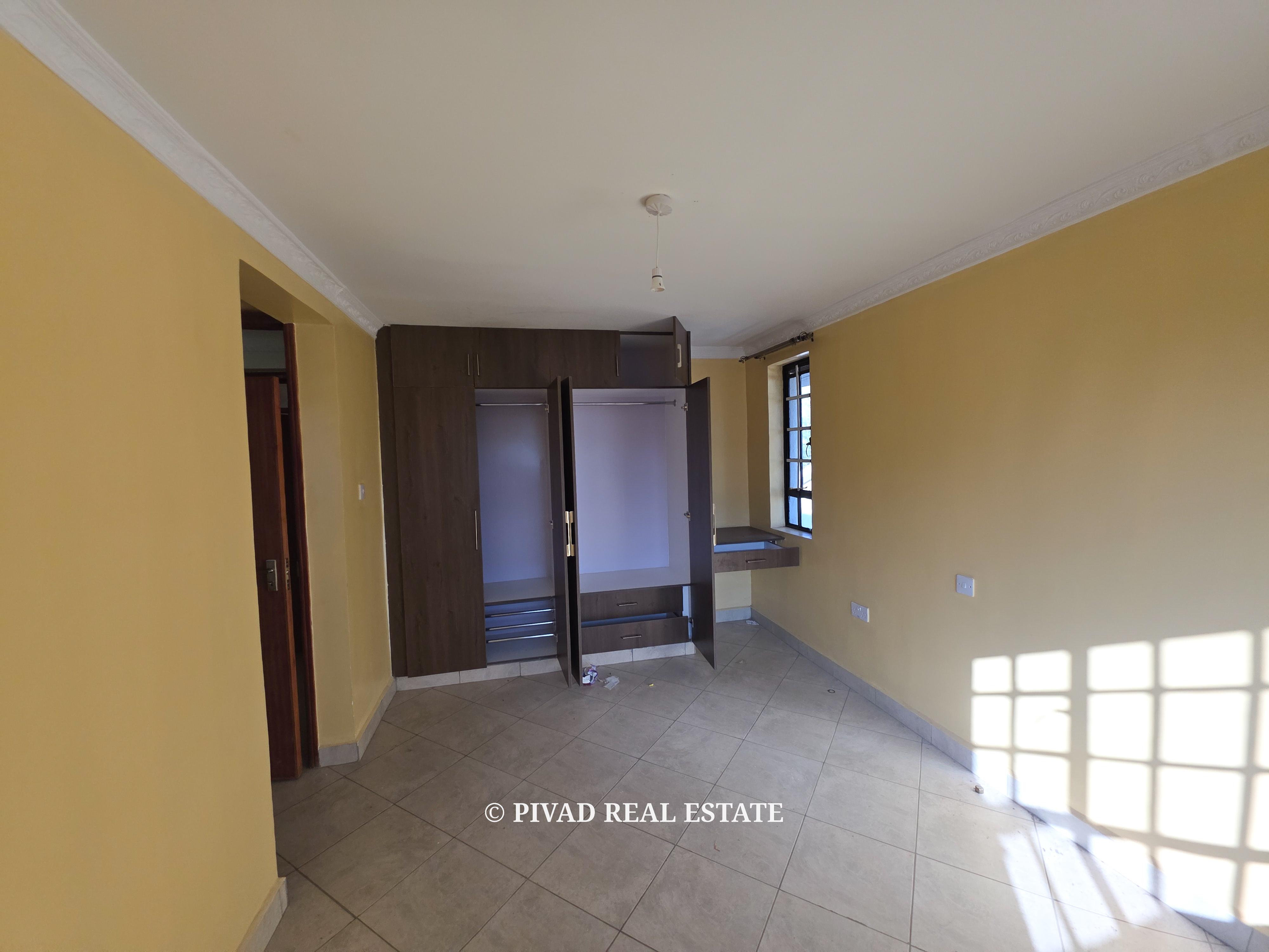 5 Bedroom House For Rent in Garden Estate