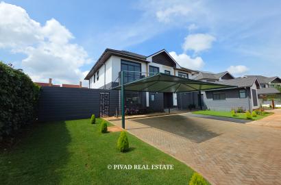 5 Bedroom Villa Available For Sale in Five star Paradise Estate