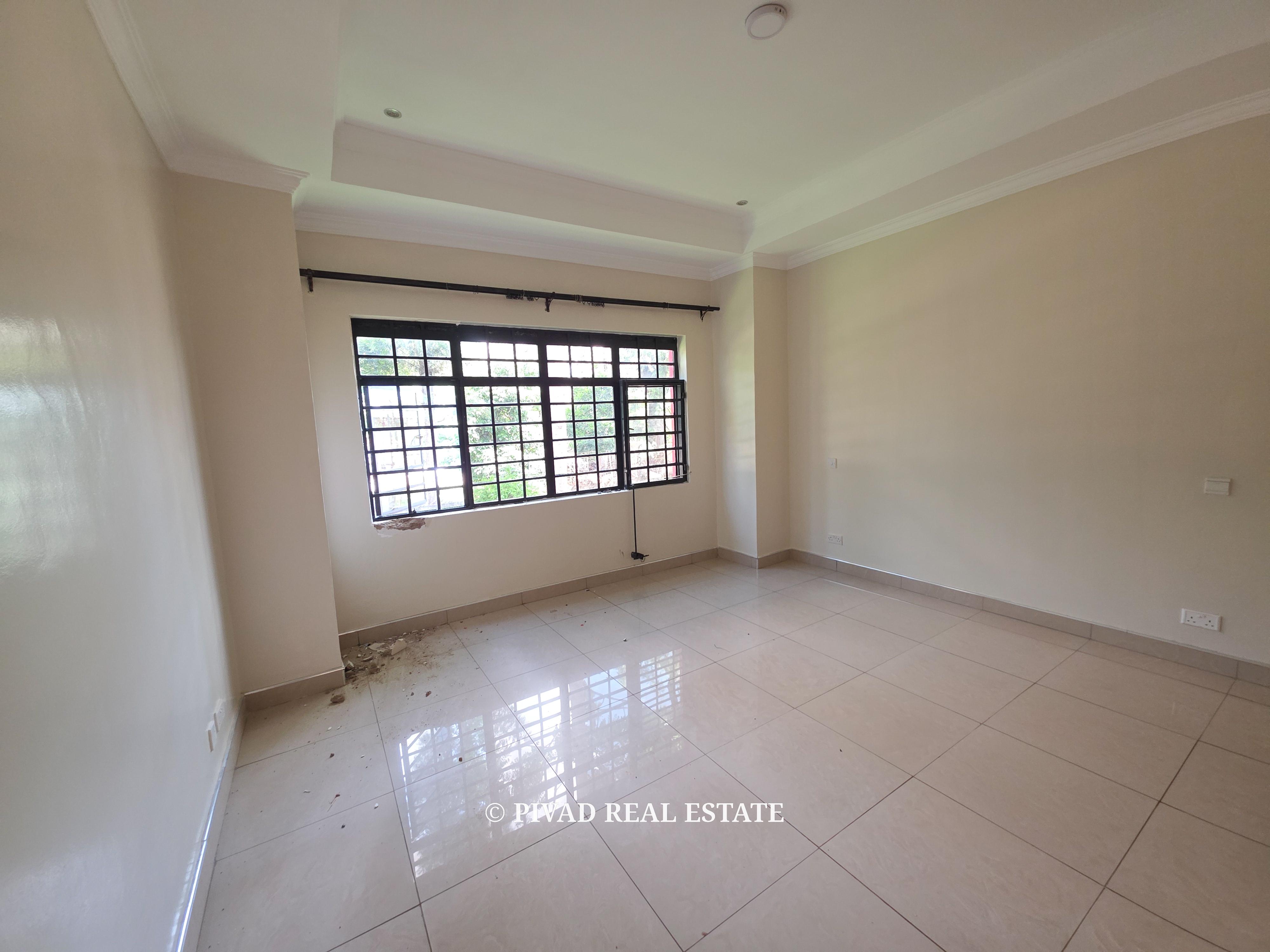 4 Bedroom House Available For Sale in New Runda