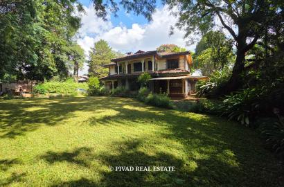 6 bedroom House Available for Sale in Nyari Estate