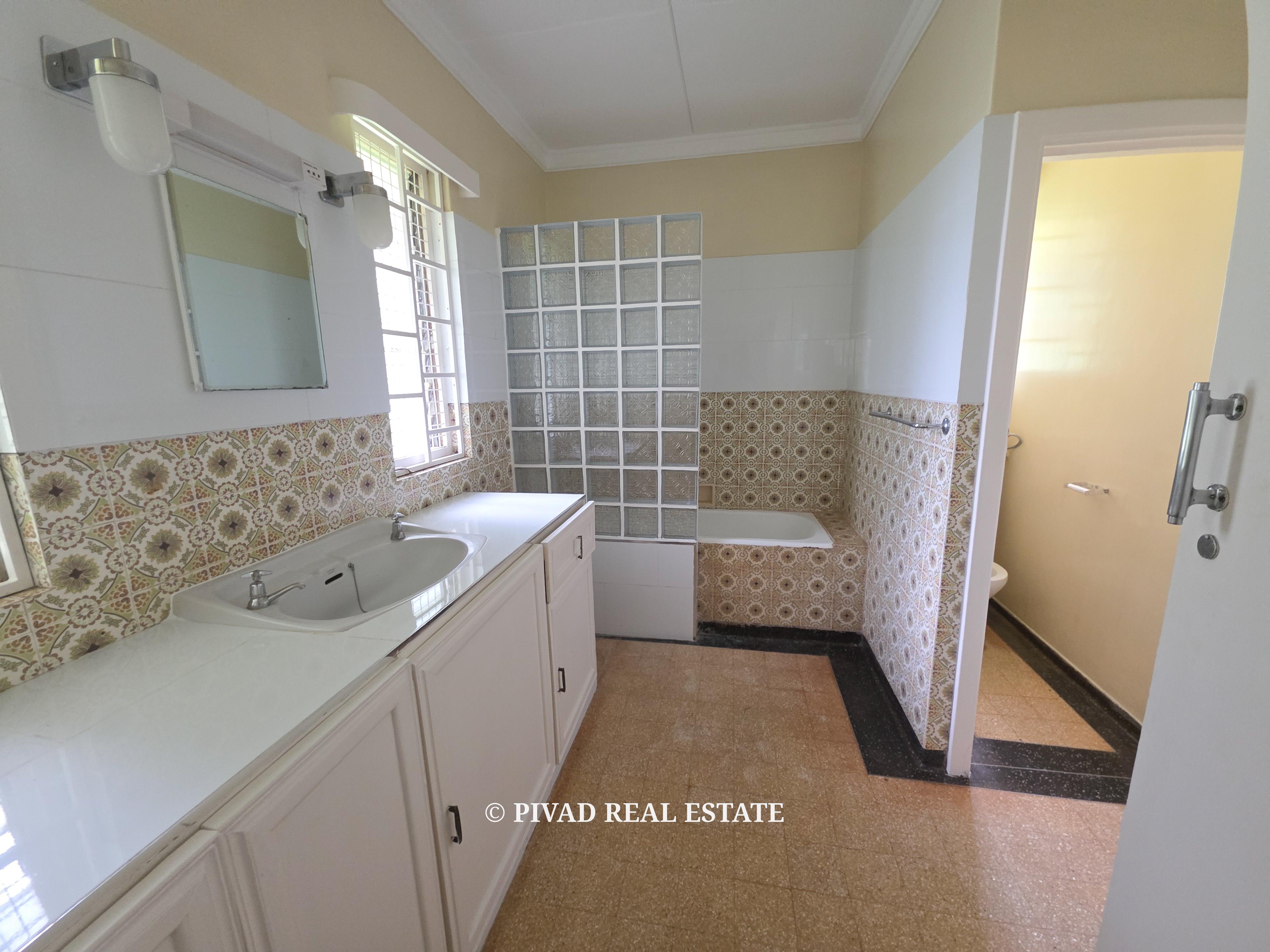 4 Bedroom House for Rent in Rosslyn Estate | Guest House & Full Backup Power