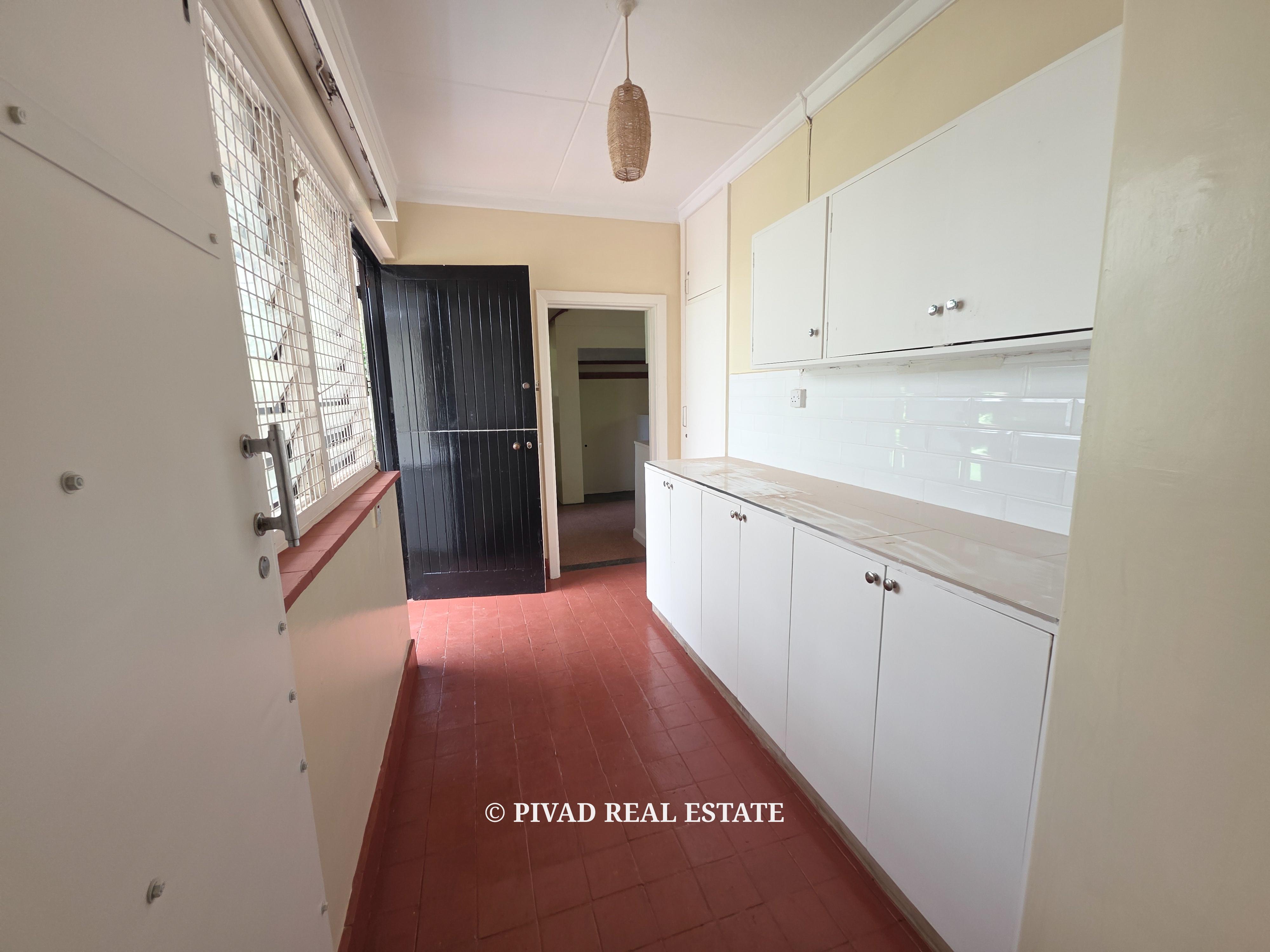 4 Bedroom House for Rent in Rosslyn Estate | Guest House & Full Backup Power