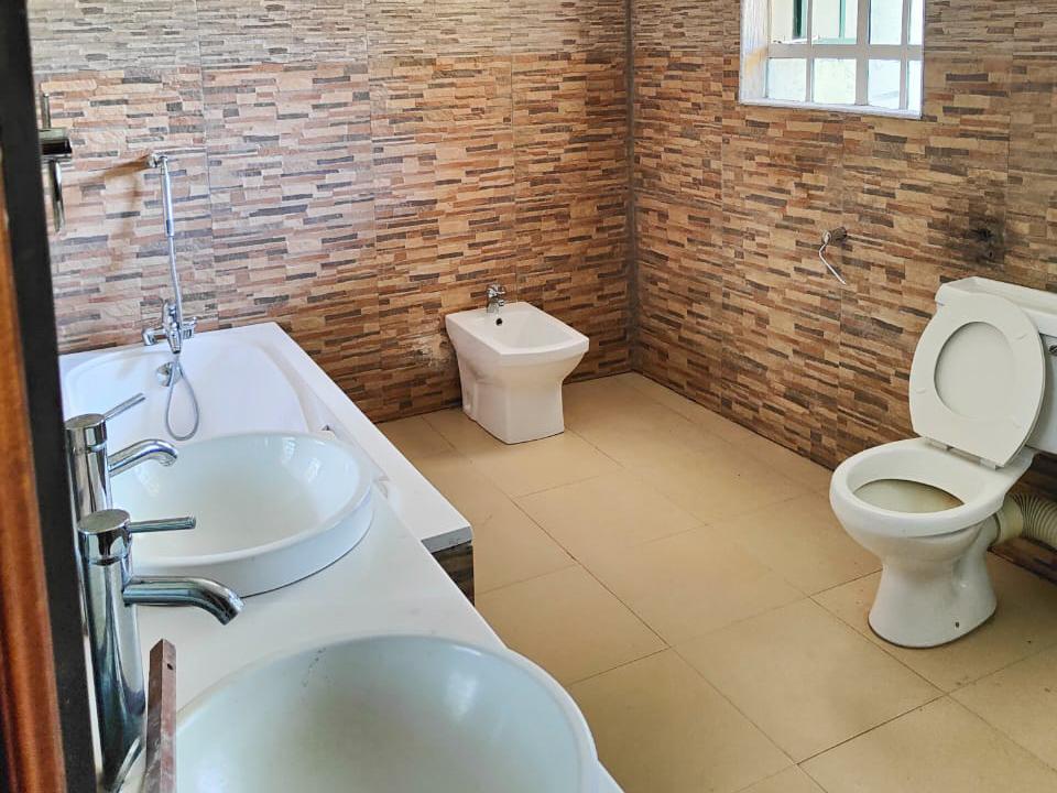 4 Bedroom House available for sale in Garden Estate