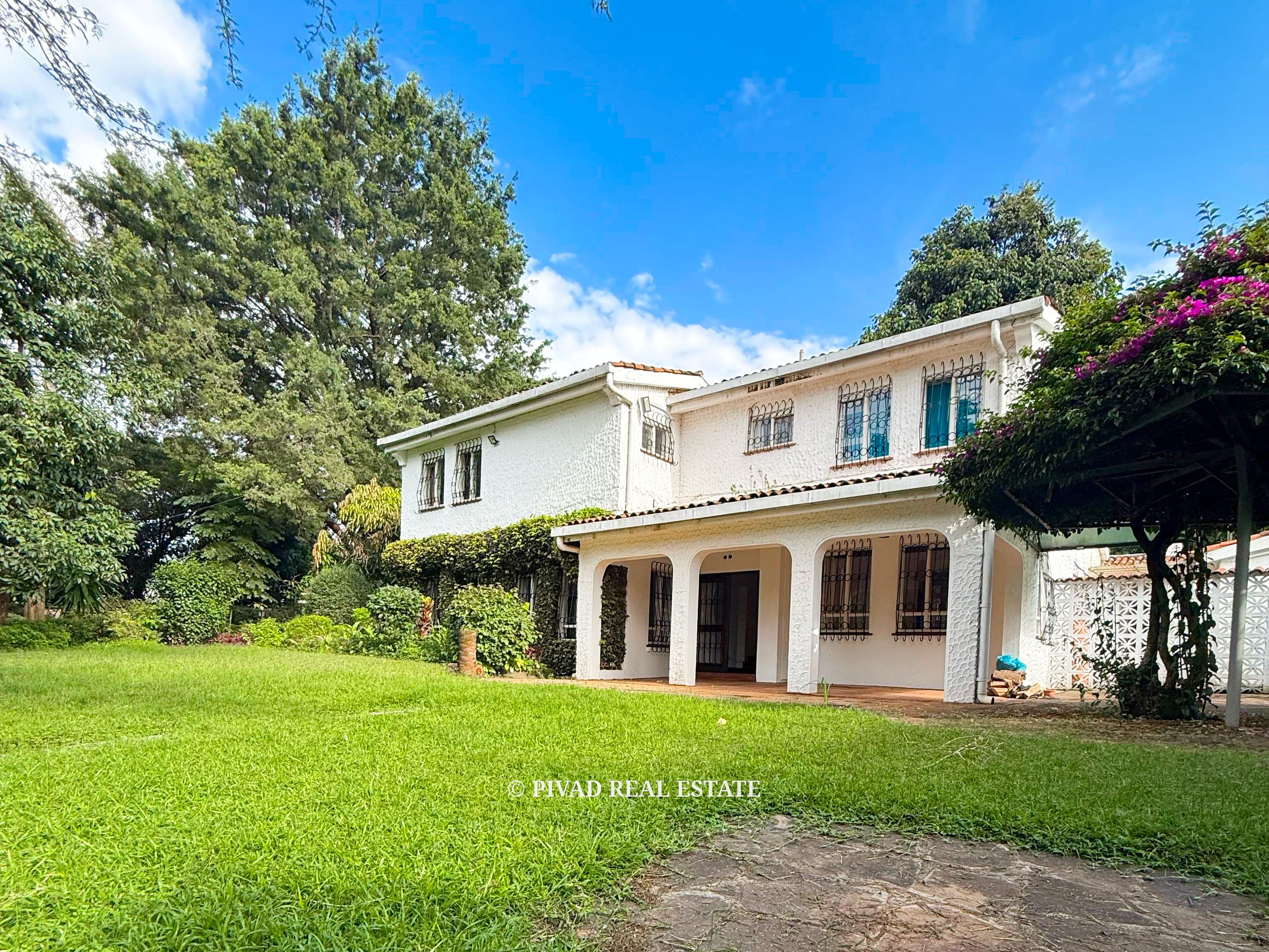 4 bedroom House available for sale in Hillview Estate