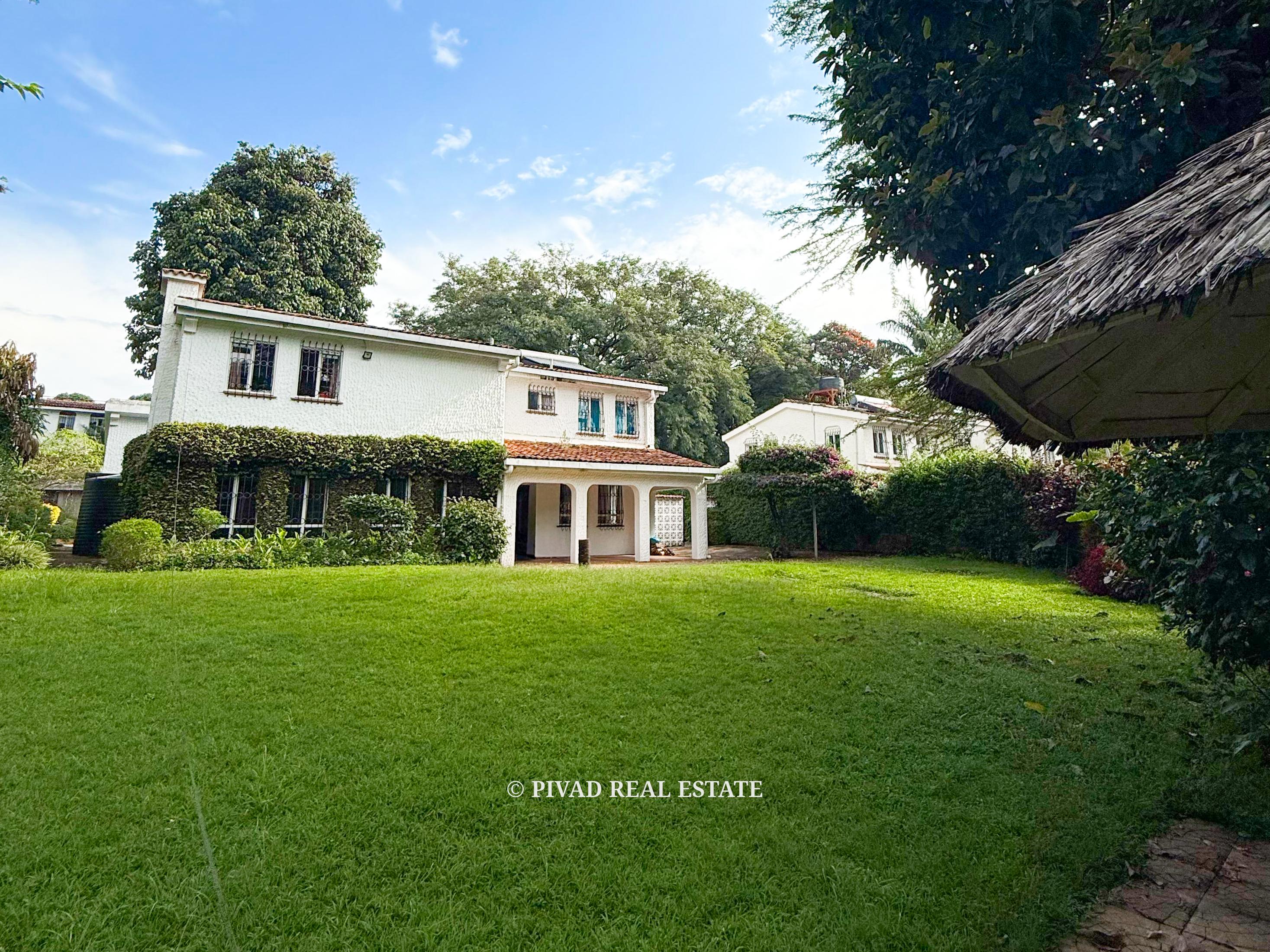 4 bedroom House available for sale in Hillview Estate
