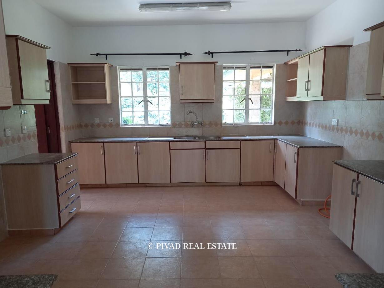 5 bedroom House for Sale in lower Kabete, Westlands.