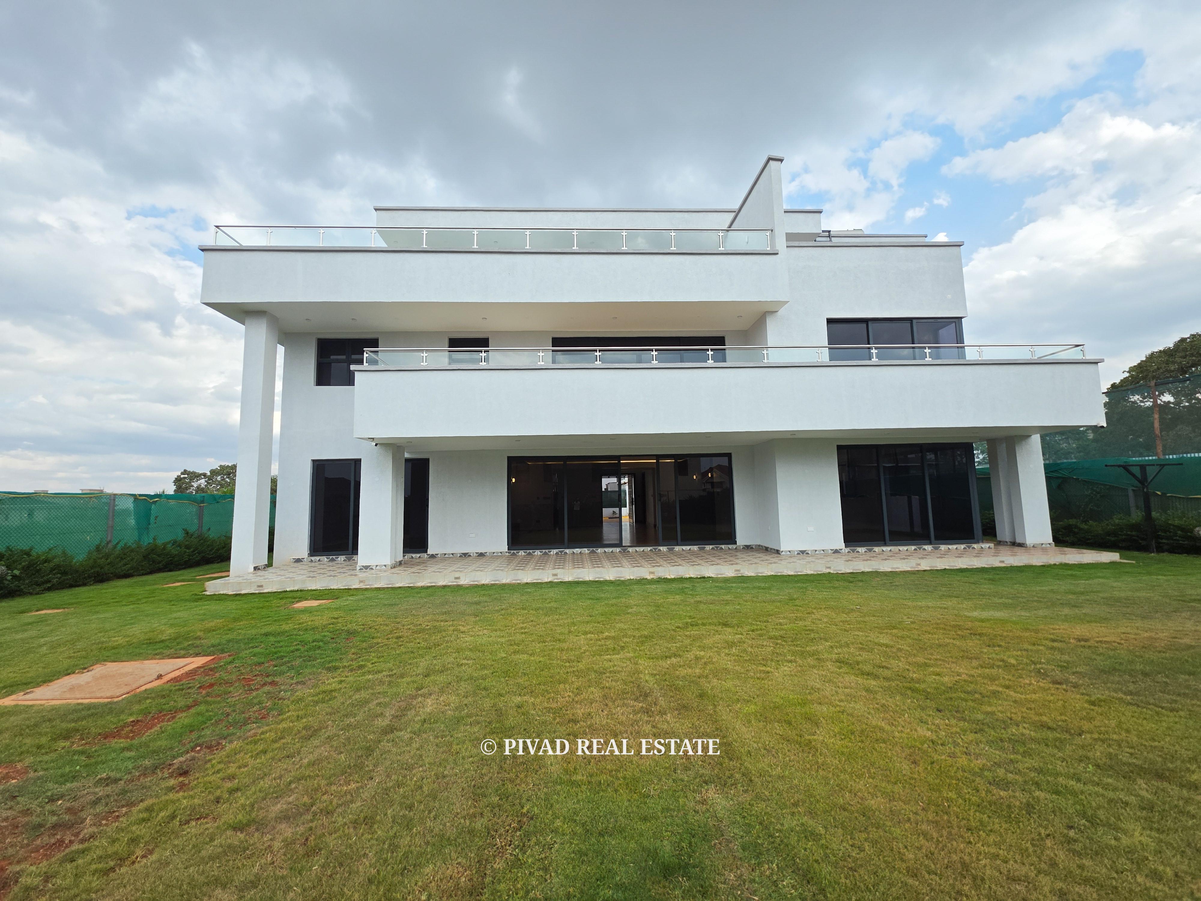 Newly built 5 Bedroom House available for Sale in Tatu City