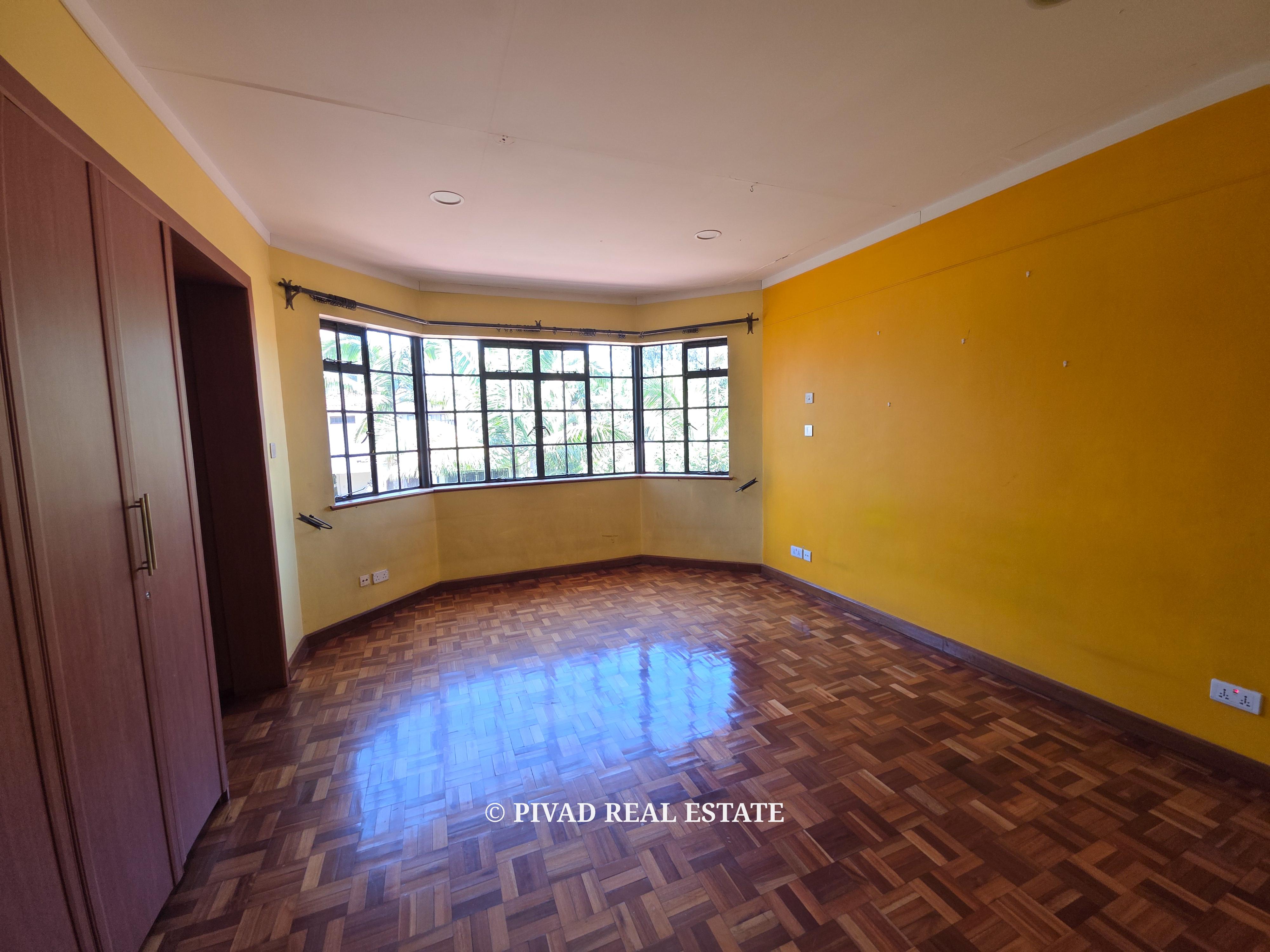 5 Bedroom house available for Sale in Westlands Grevillea Area