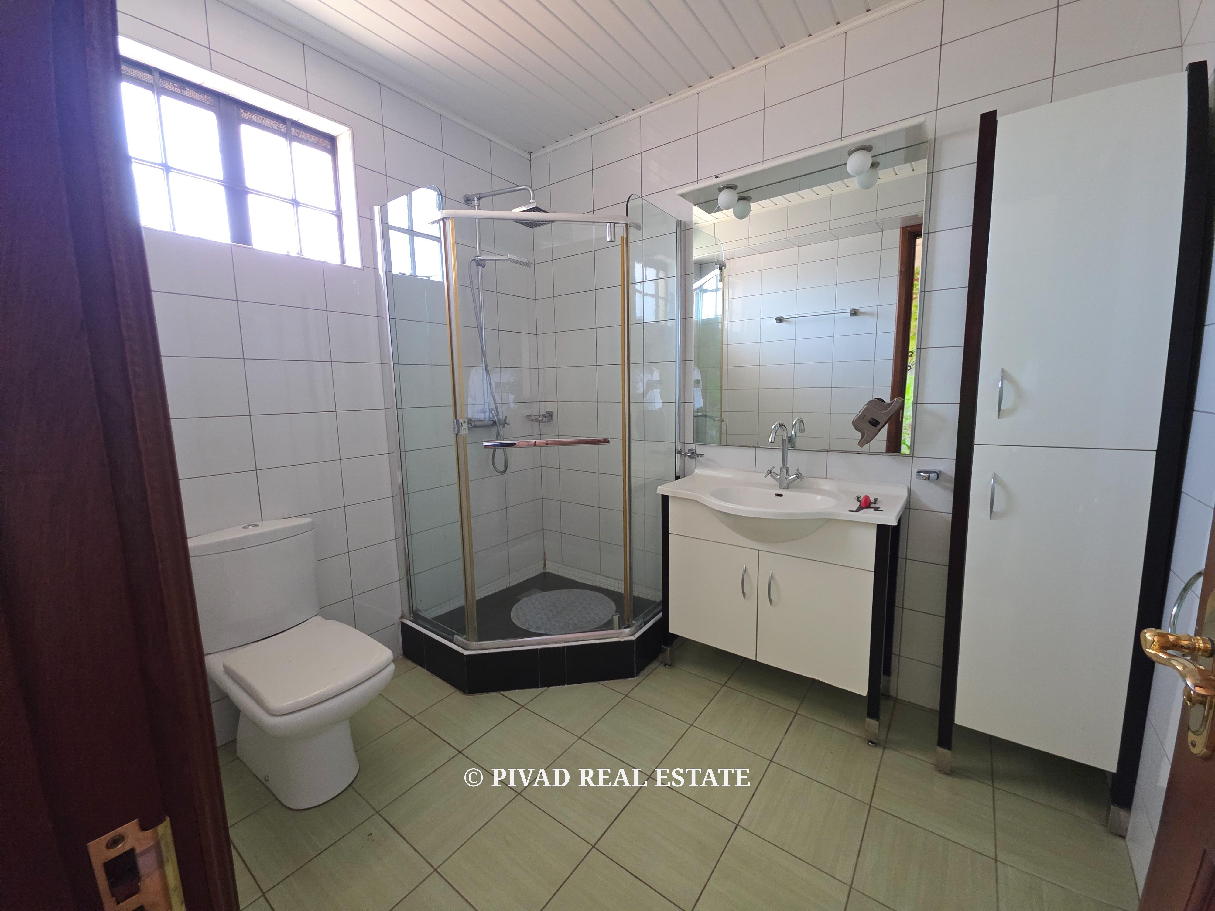 5 Bedroom house available for Sale in Westlands Grevillea Area