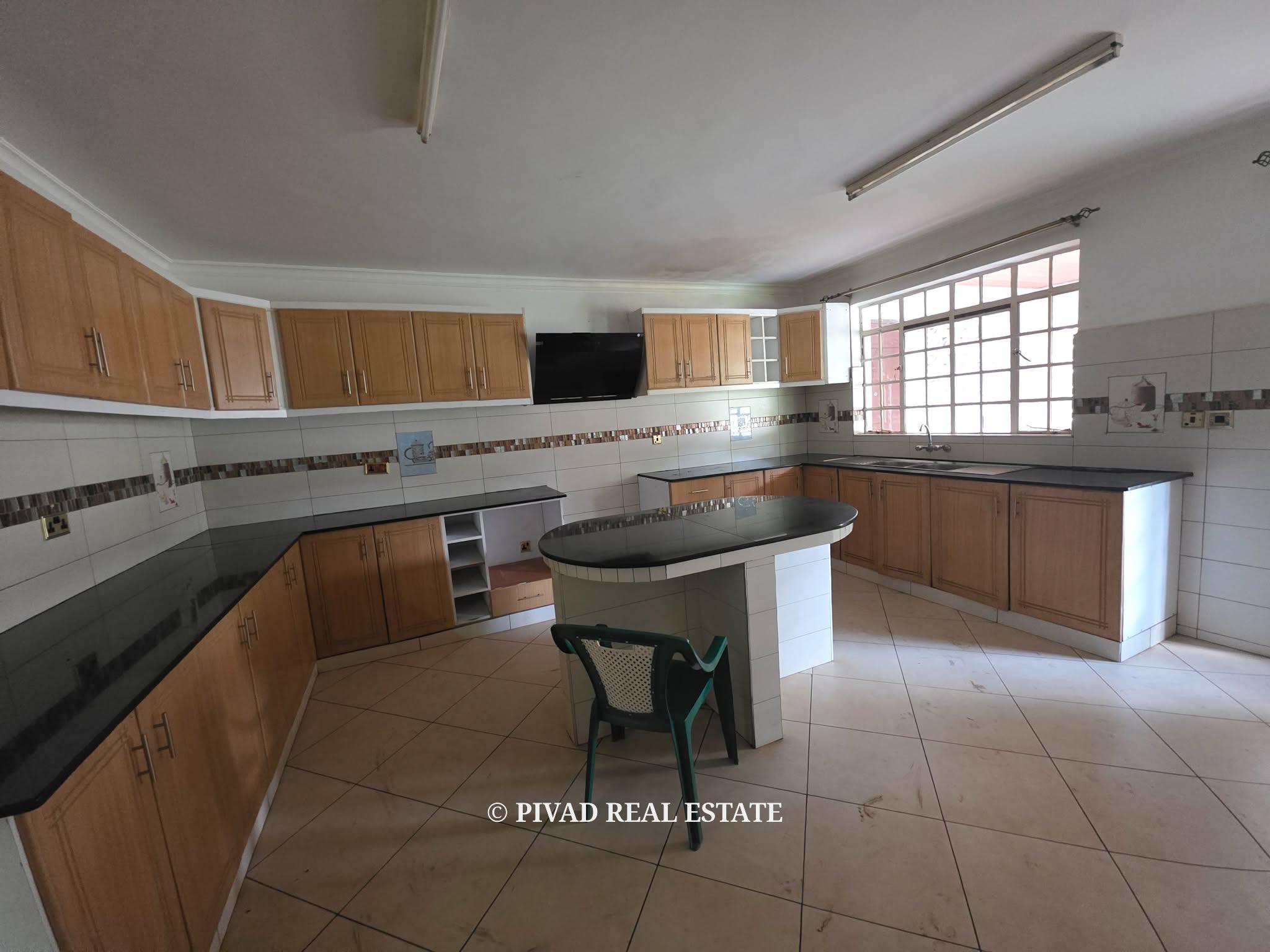 5 Bedroom House Available For Rent in Runda